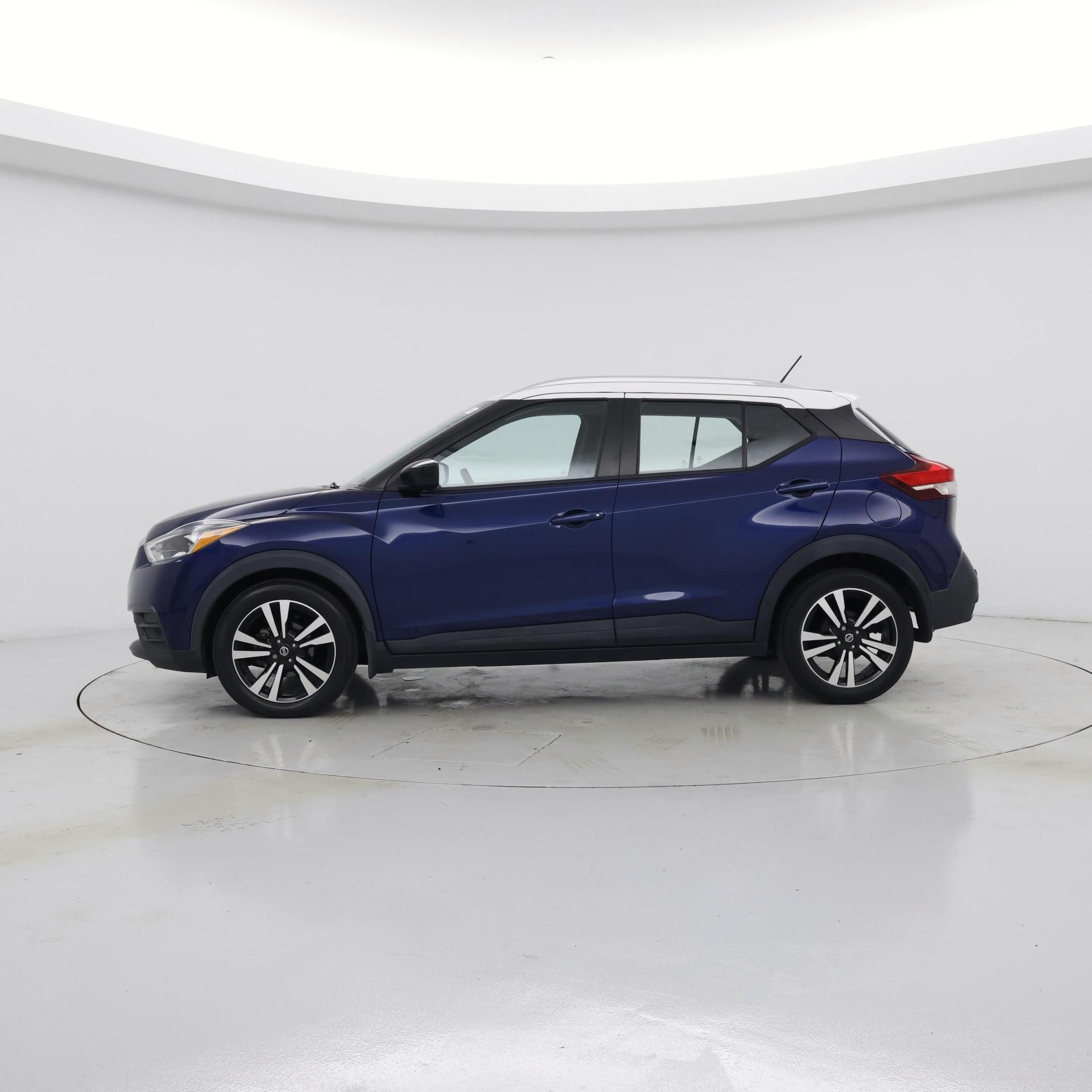 Thumbnail: 2020 Nissan Kicks - 3