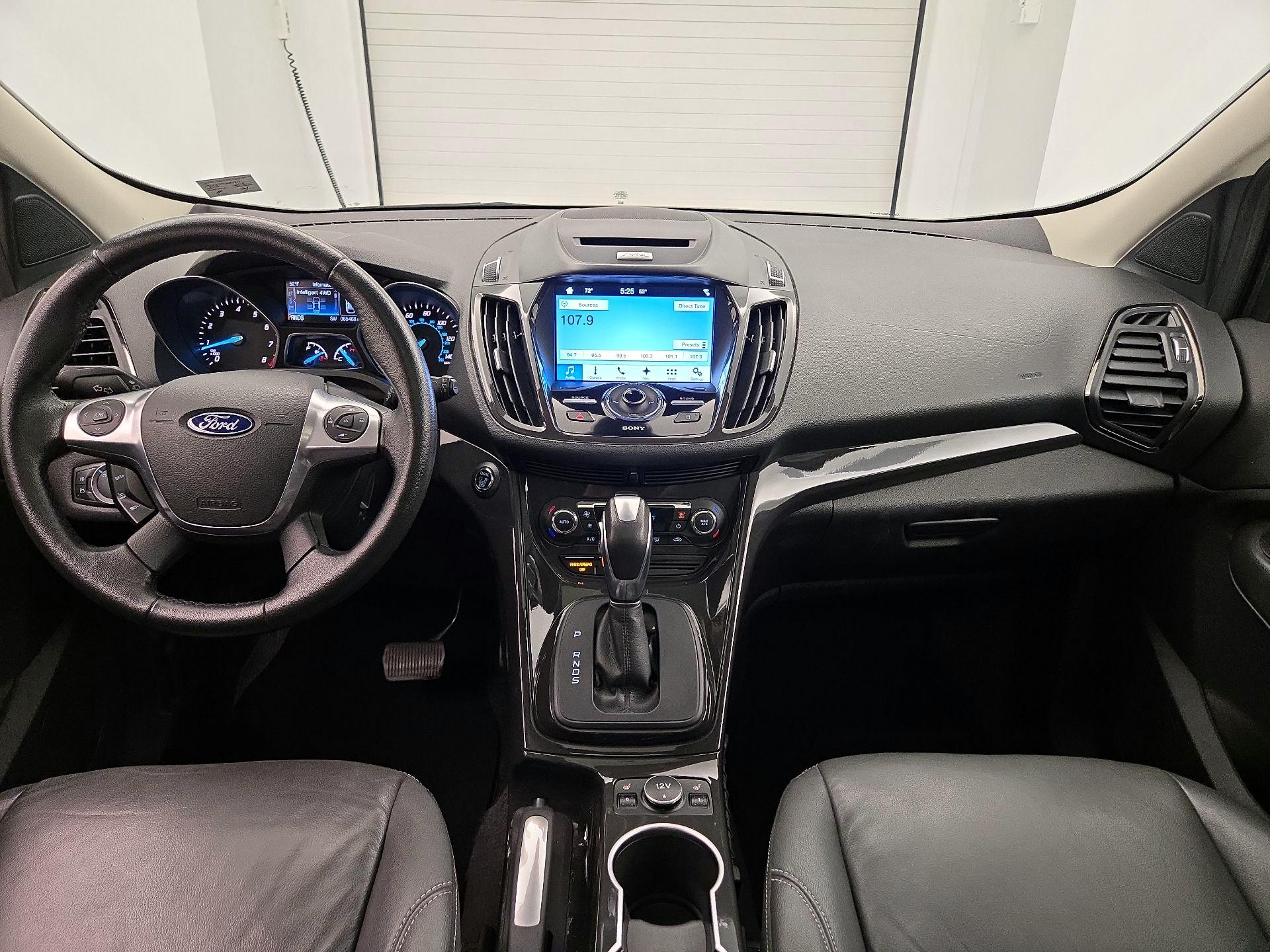 Thumbnail: 2016 Ford Escape - 9