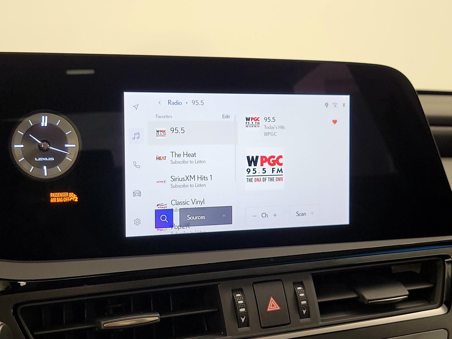 Thumbnail: 2024 Lexus ES - 15