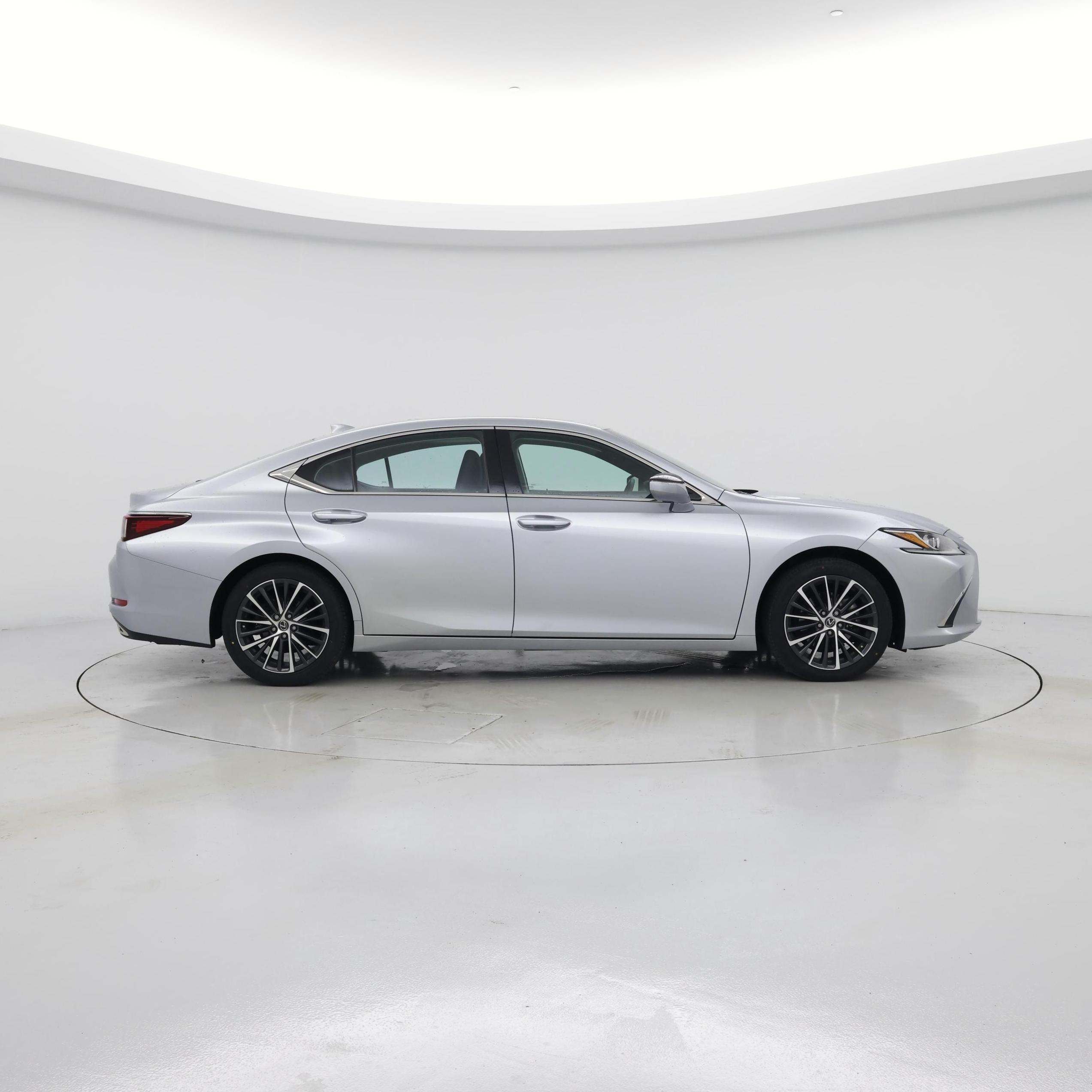 Thumbnail: 2024 Lexus ES - 7