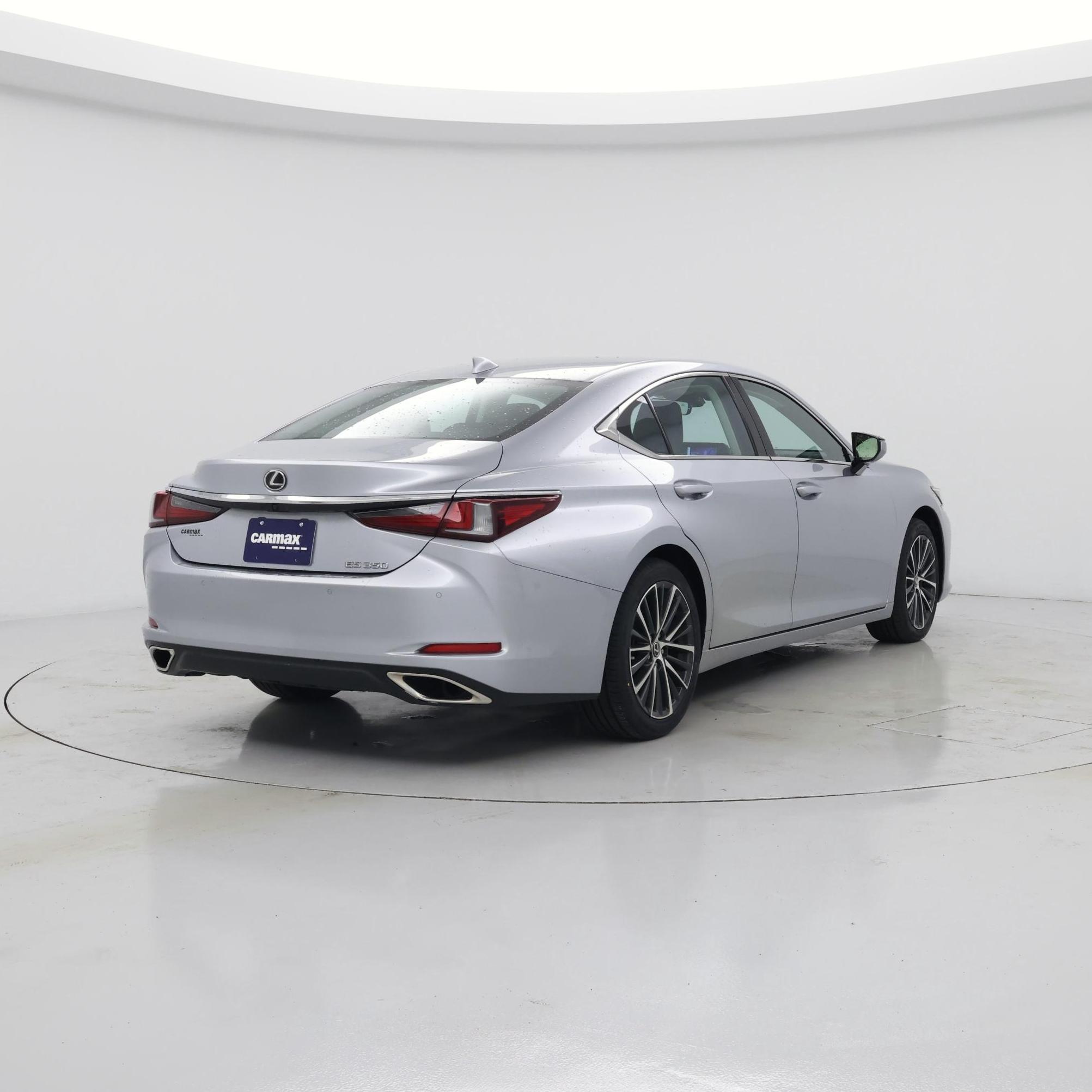 Thumbnail: 2024 Lexus ES - 8