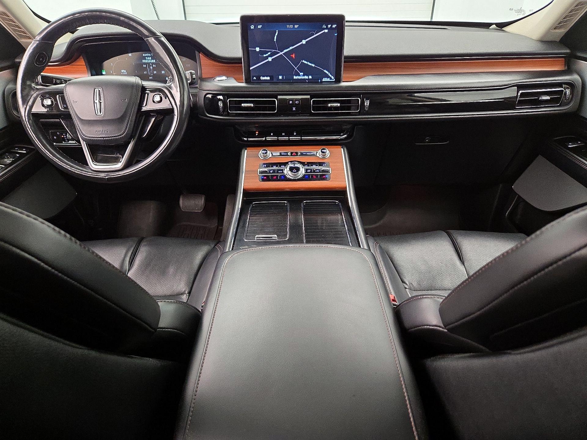Thumbnail: 2020 Lincoln Aviator - 9