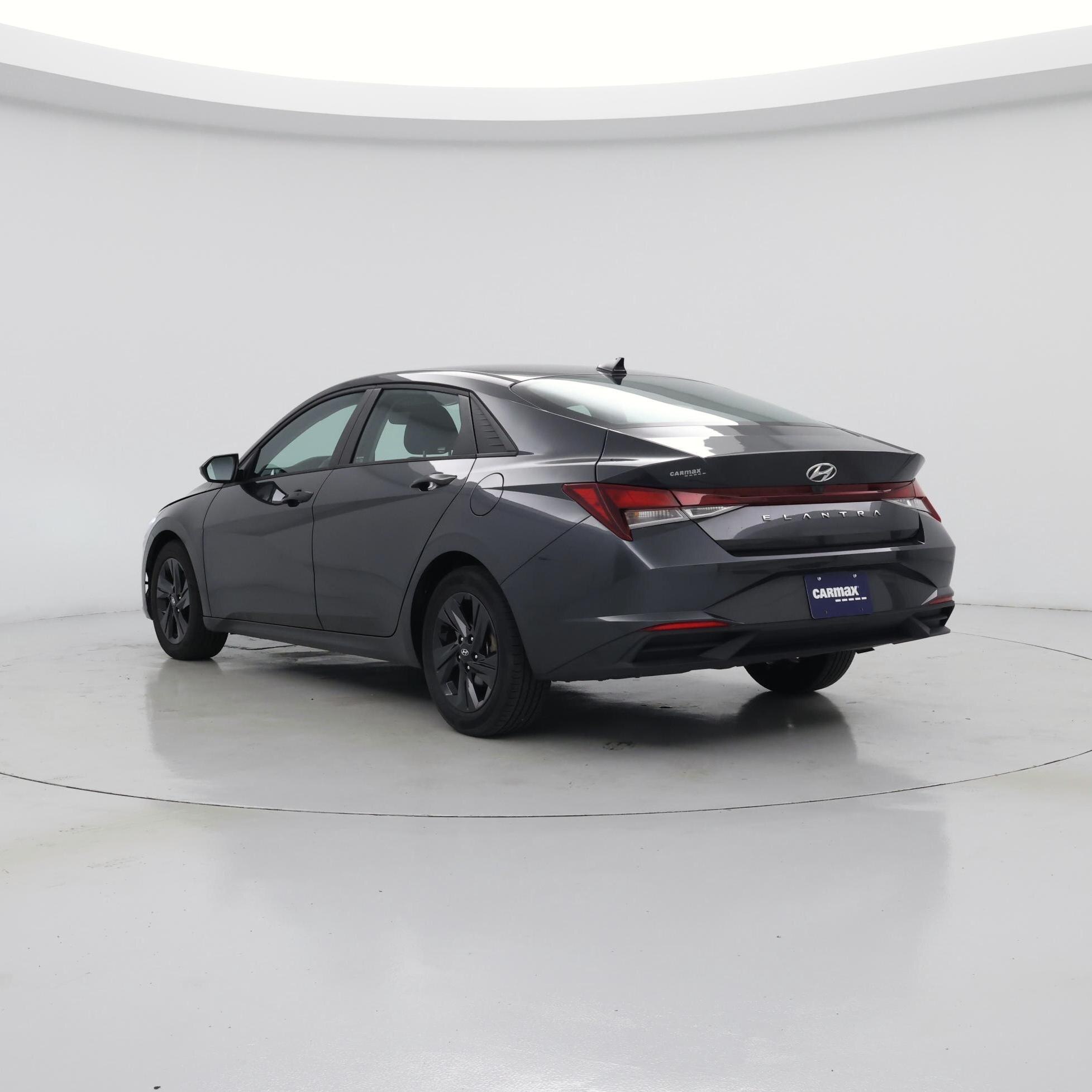 Thumbnail: 2021 Hyundai Elantra - 2