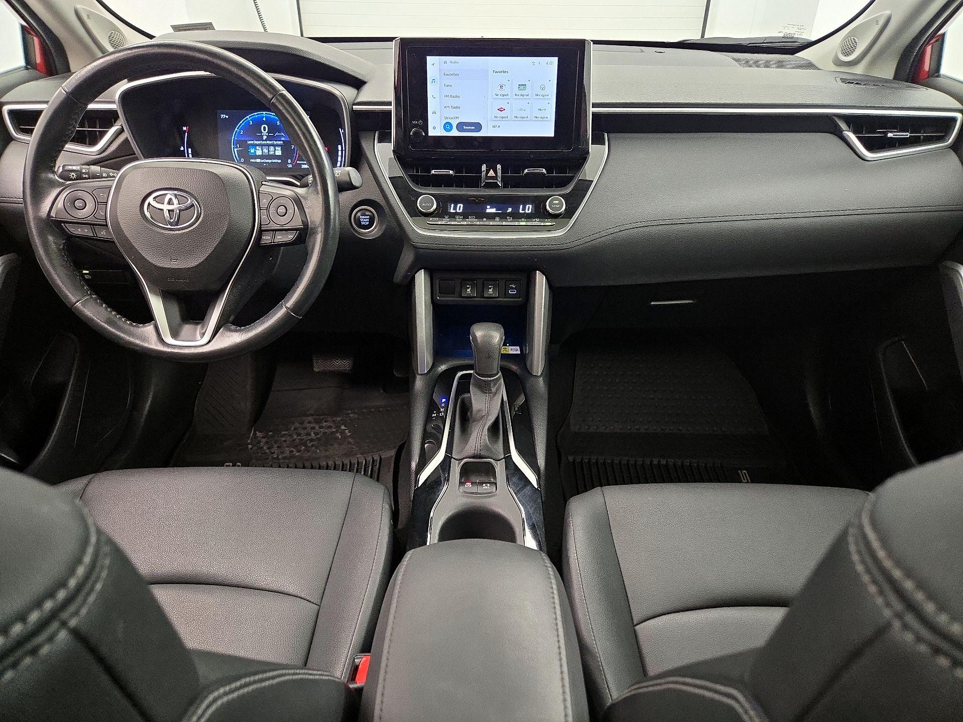 Thumbnail: 2023 Toyota Corolla Cross - 9