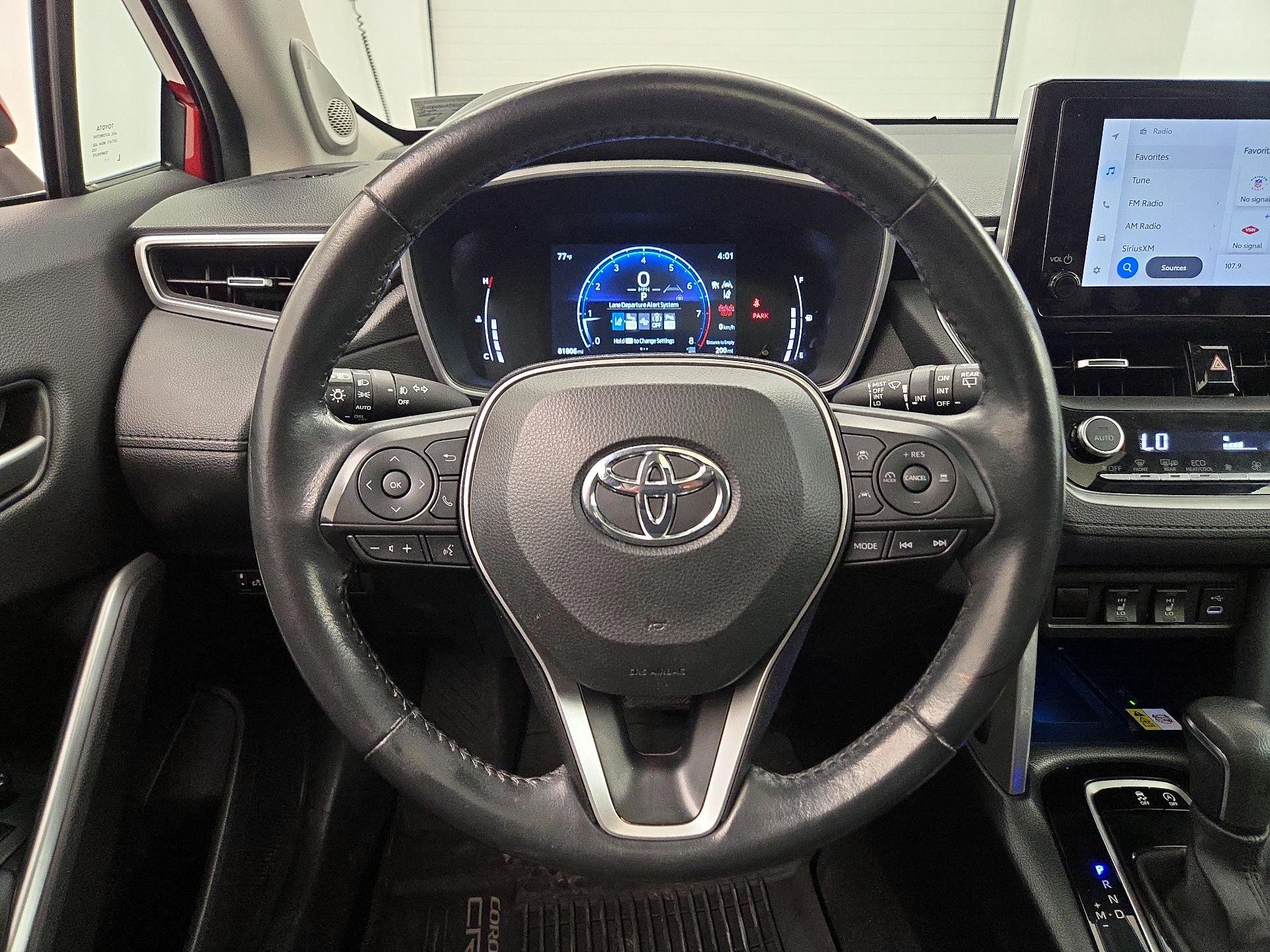 Thumbnail: 2023 Toyota Corolla Cross - 10