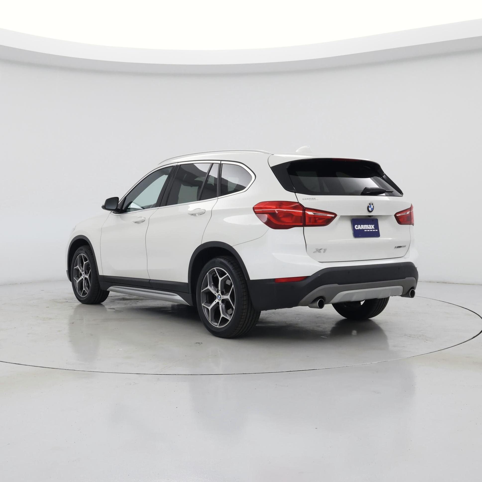 Thumbnail: 2019 BMW X1 - 2