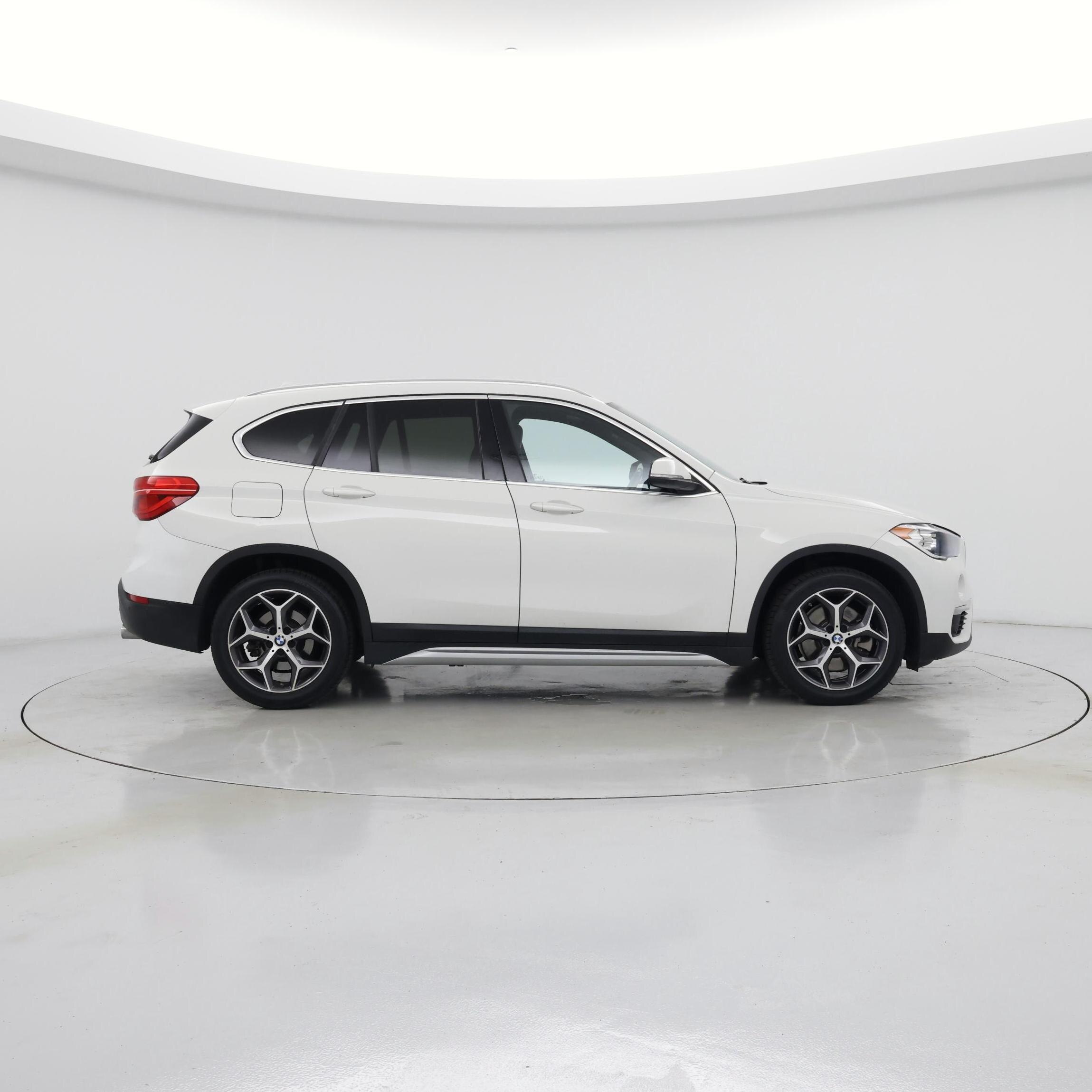 Thumbnail: 2019 BMW X1 - 7