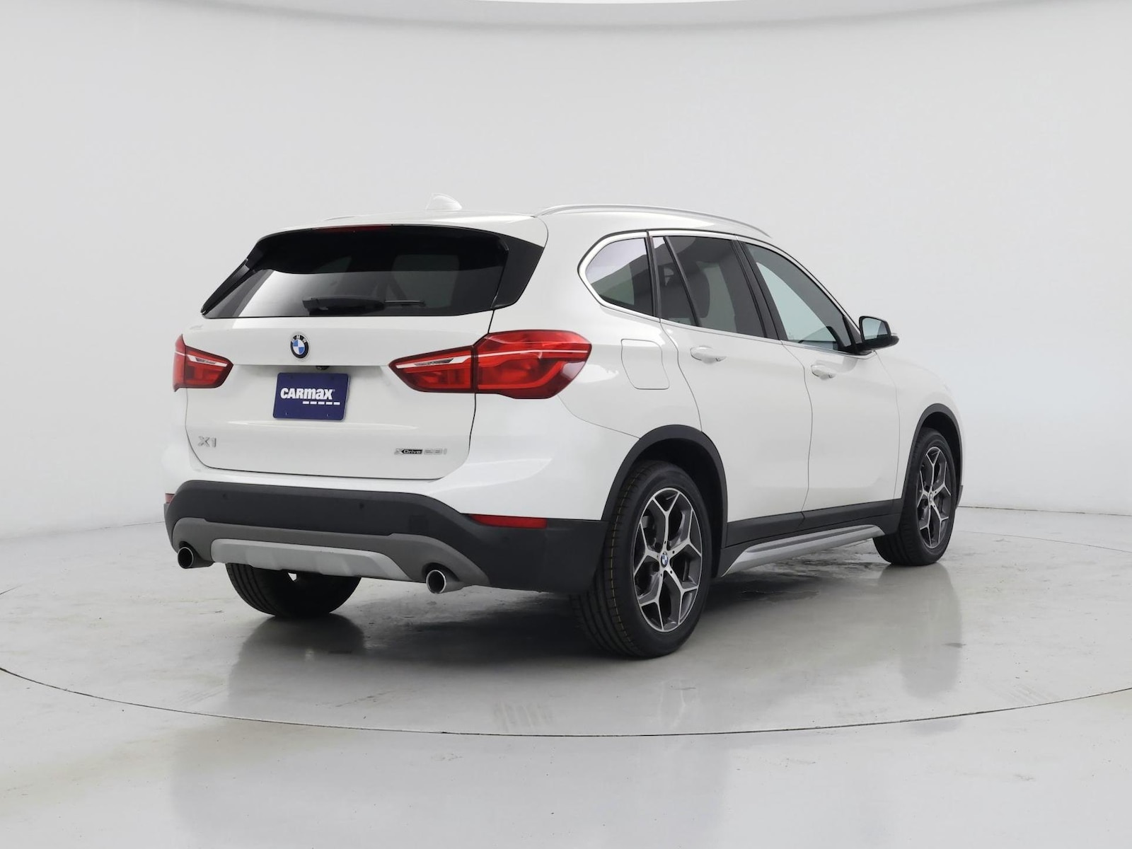 2019 BMW X1 28i - Photo 9