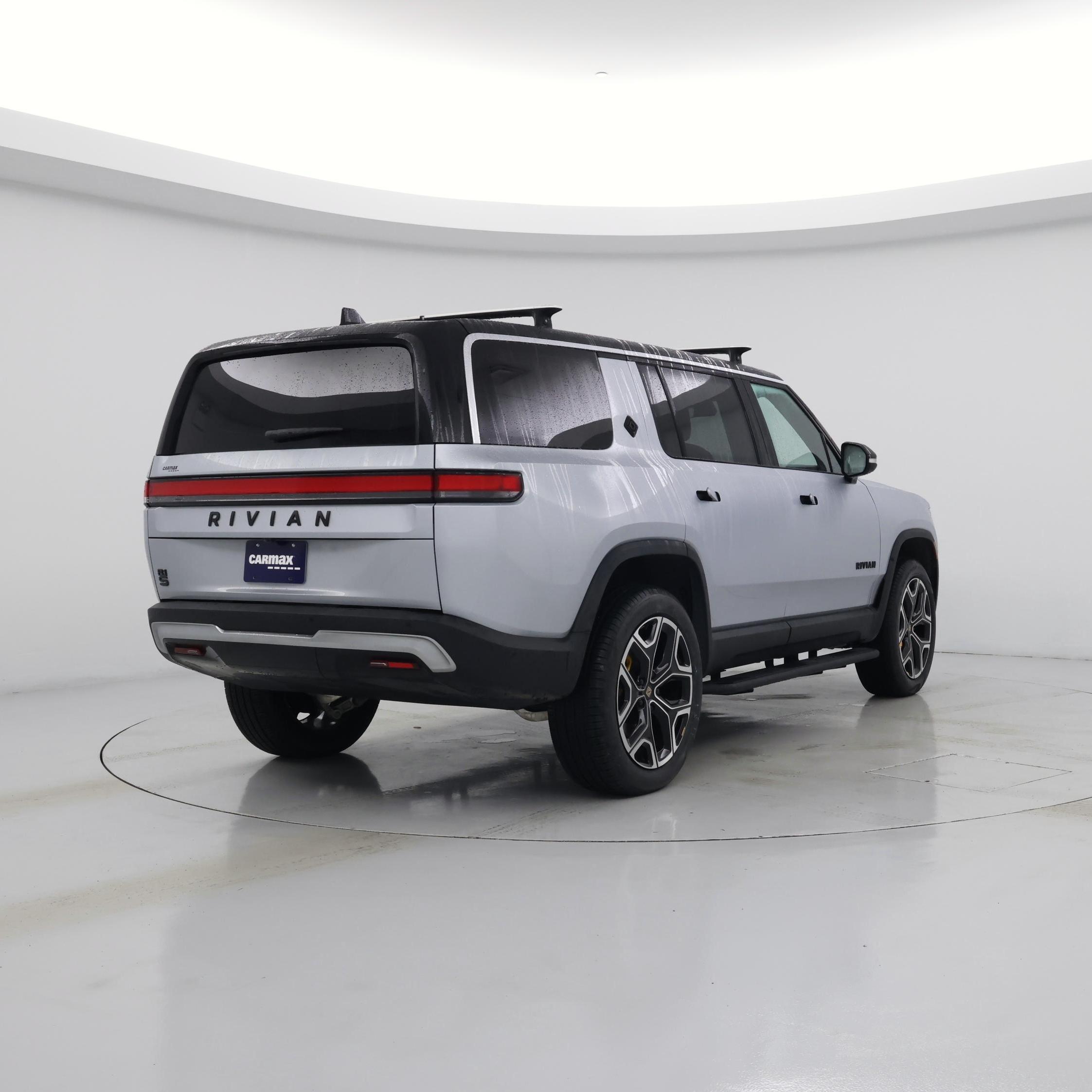 Thumbnail: 2023 Rivian R1S - 8