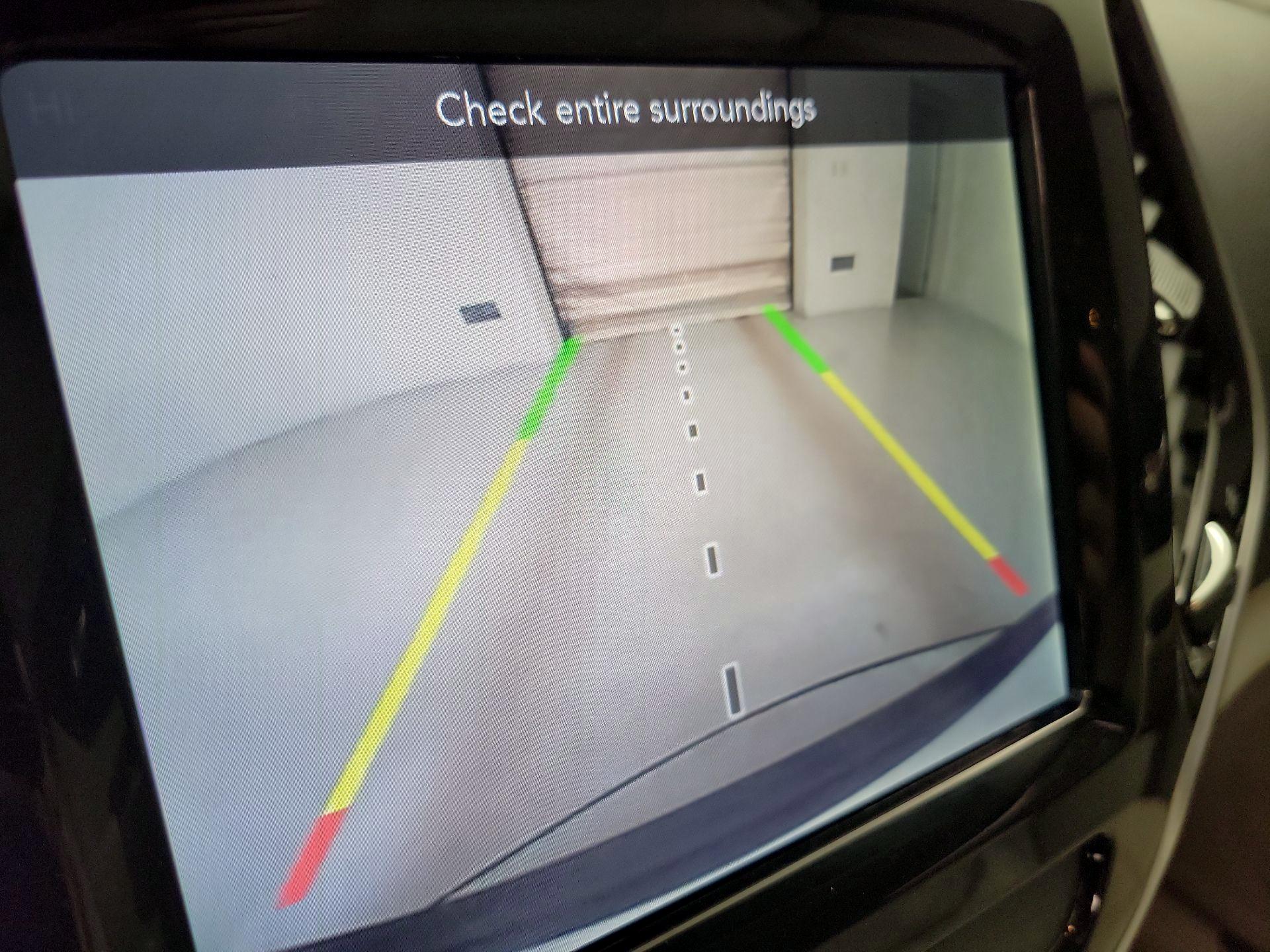 Thumbnail: 2019 Jeep Cherokee - 14