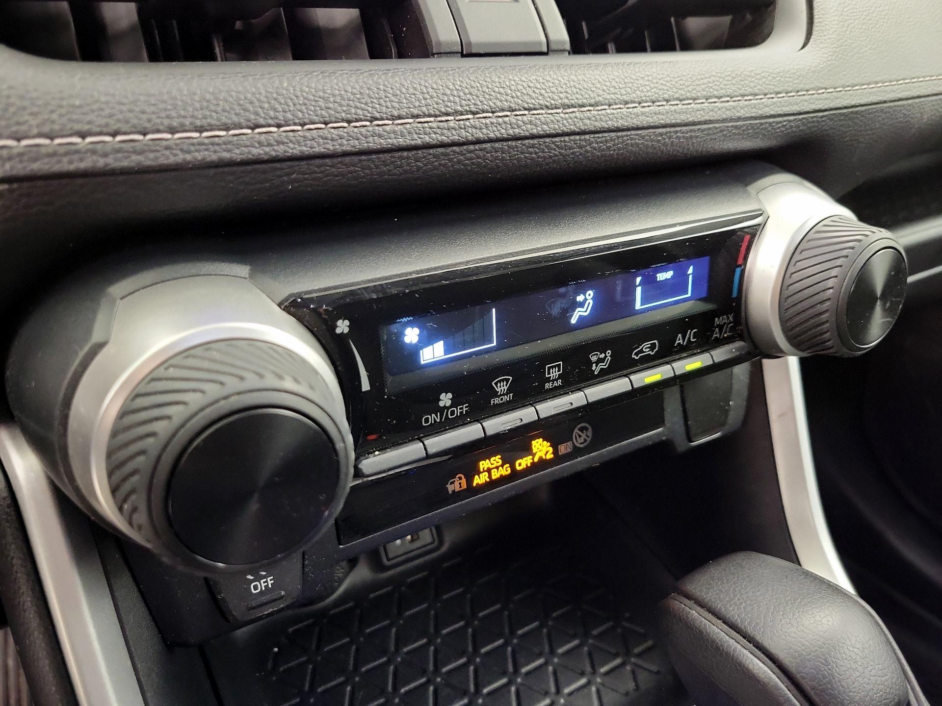 Thumbnail: 2023 Toyota RAV4 - 16