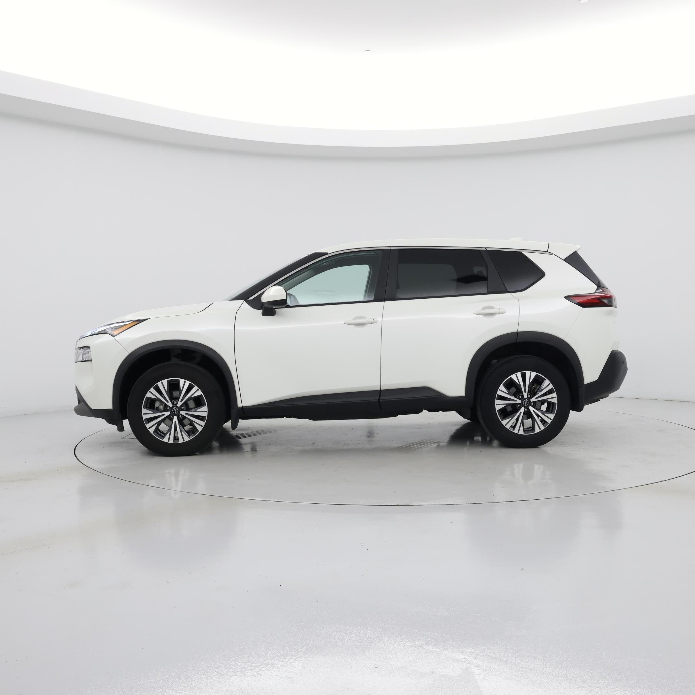 Thumbnail: 2023 Nissan Rogue - 3