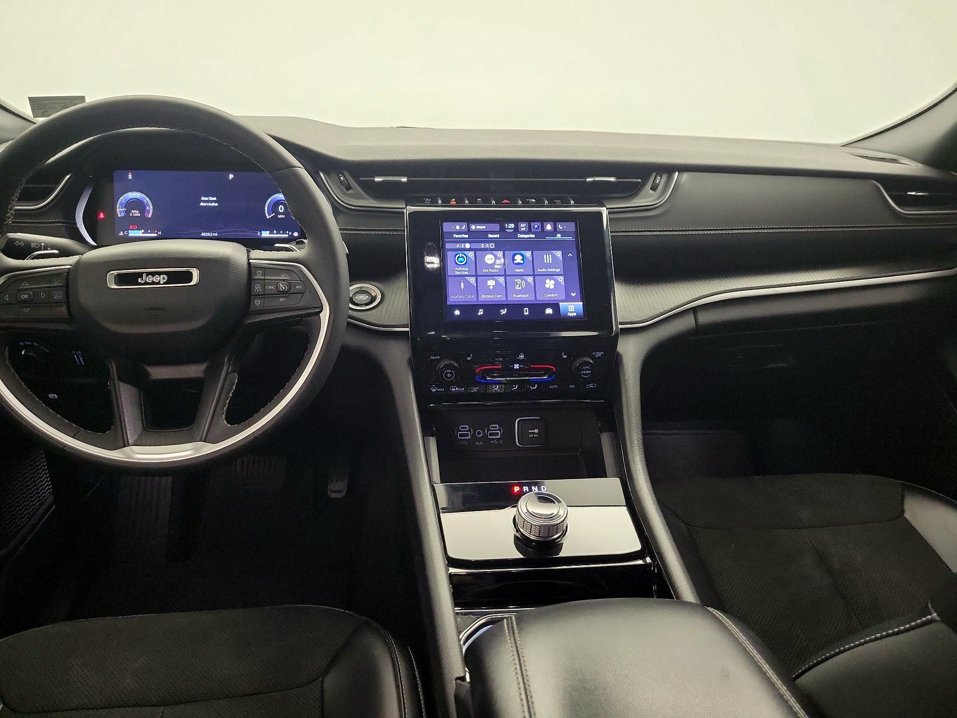 Thumbnail: 2023 Jeep Grand Cherokee - 9