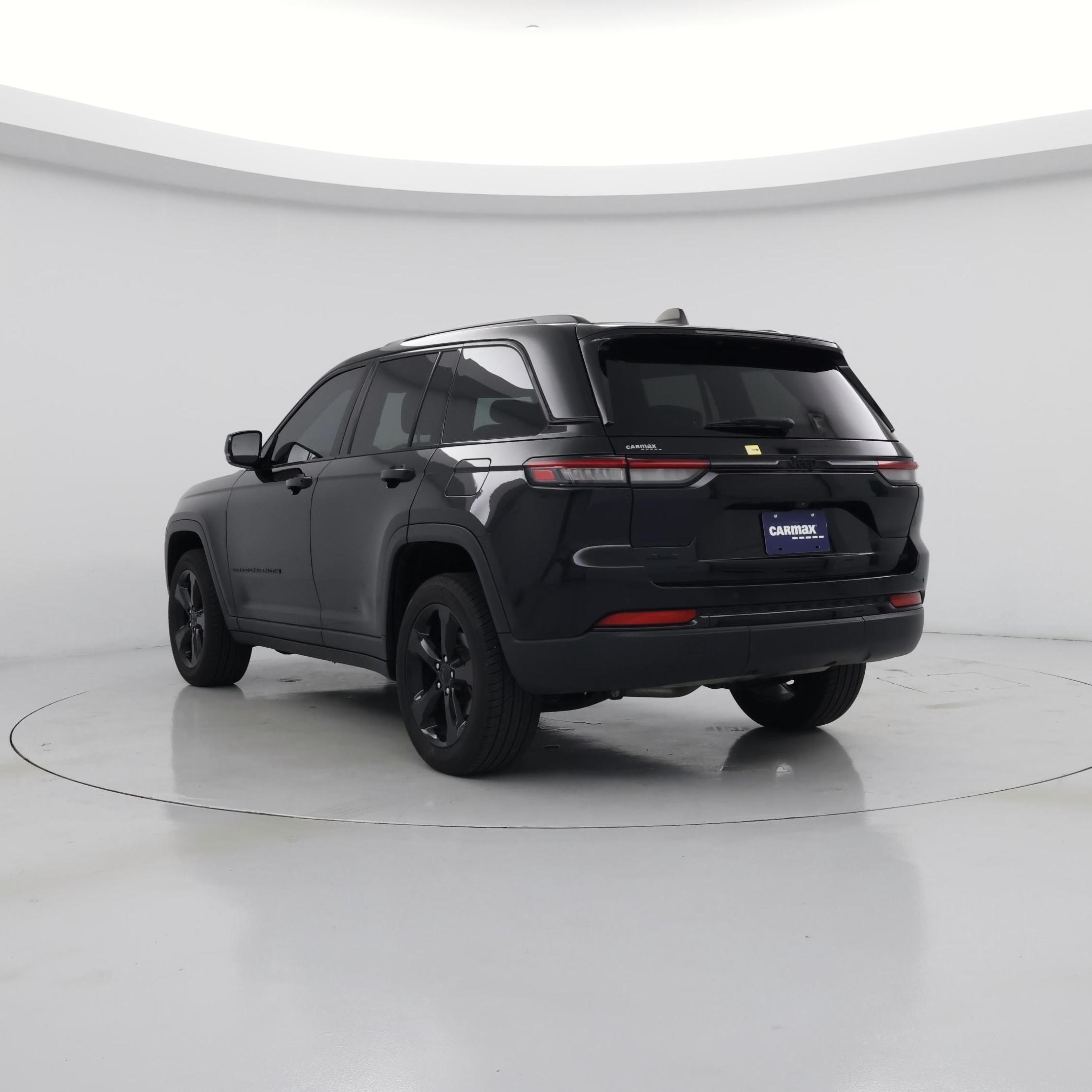 Thumbnail: 2023 Jeep Grand Cherokee - 2