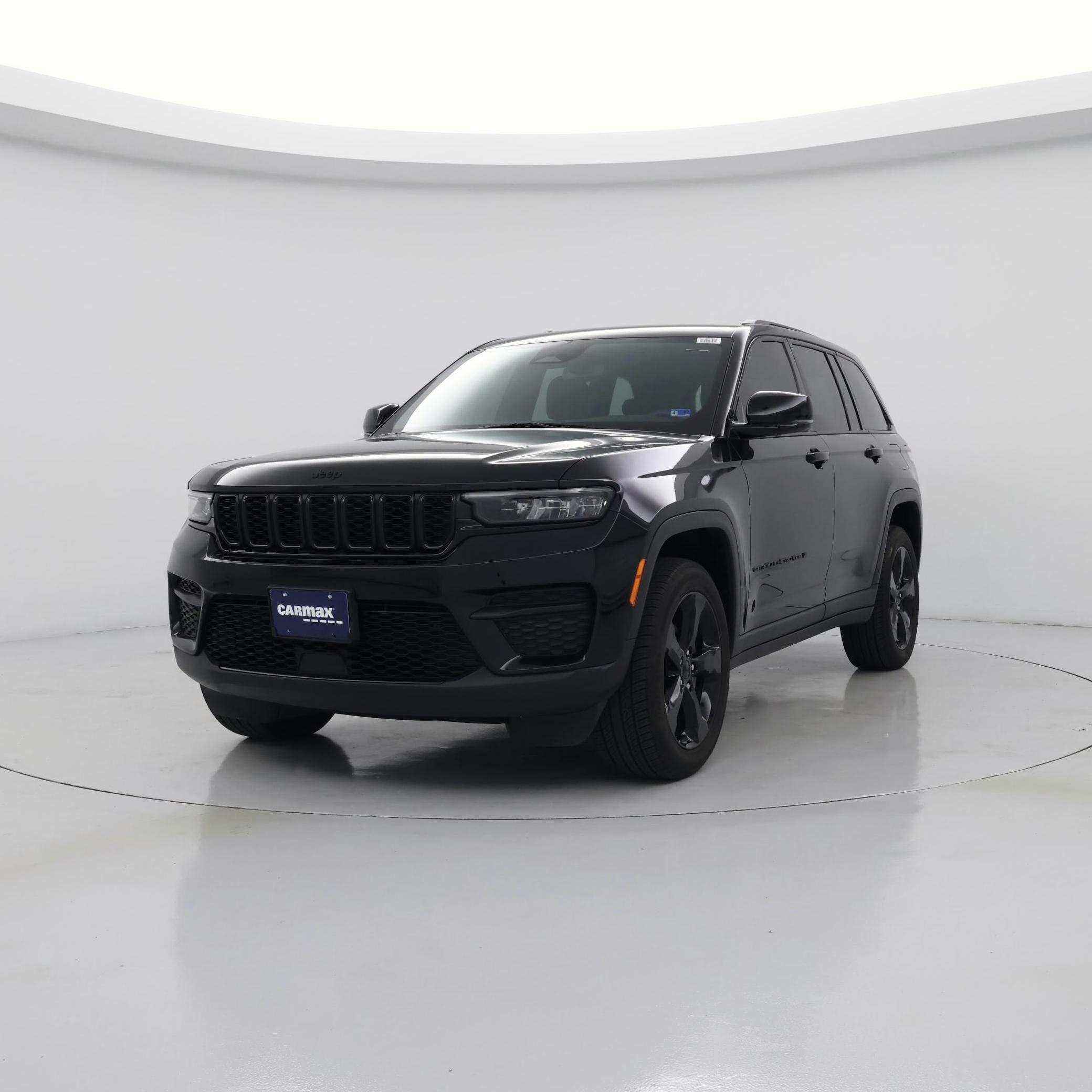 Thumbnail: 2023 Jeep Grand Cherokee - 4