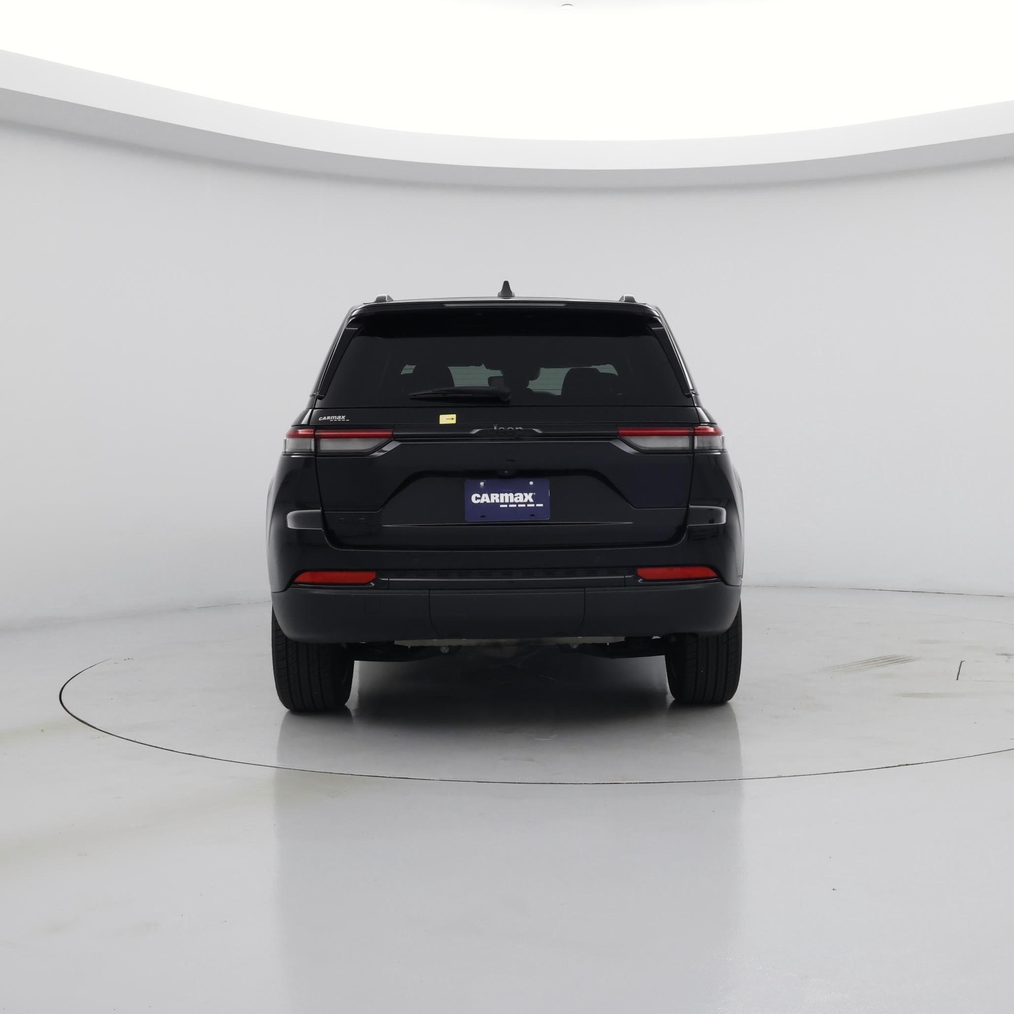 Thumbnail: 2023 Jeep Grand Cherokee - 6