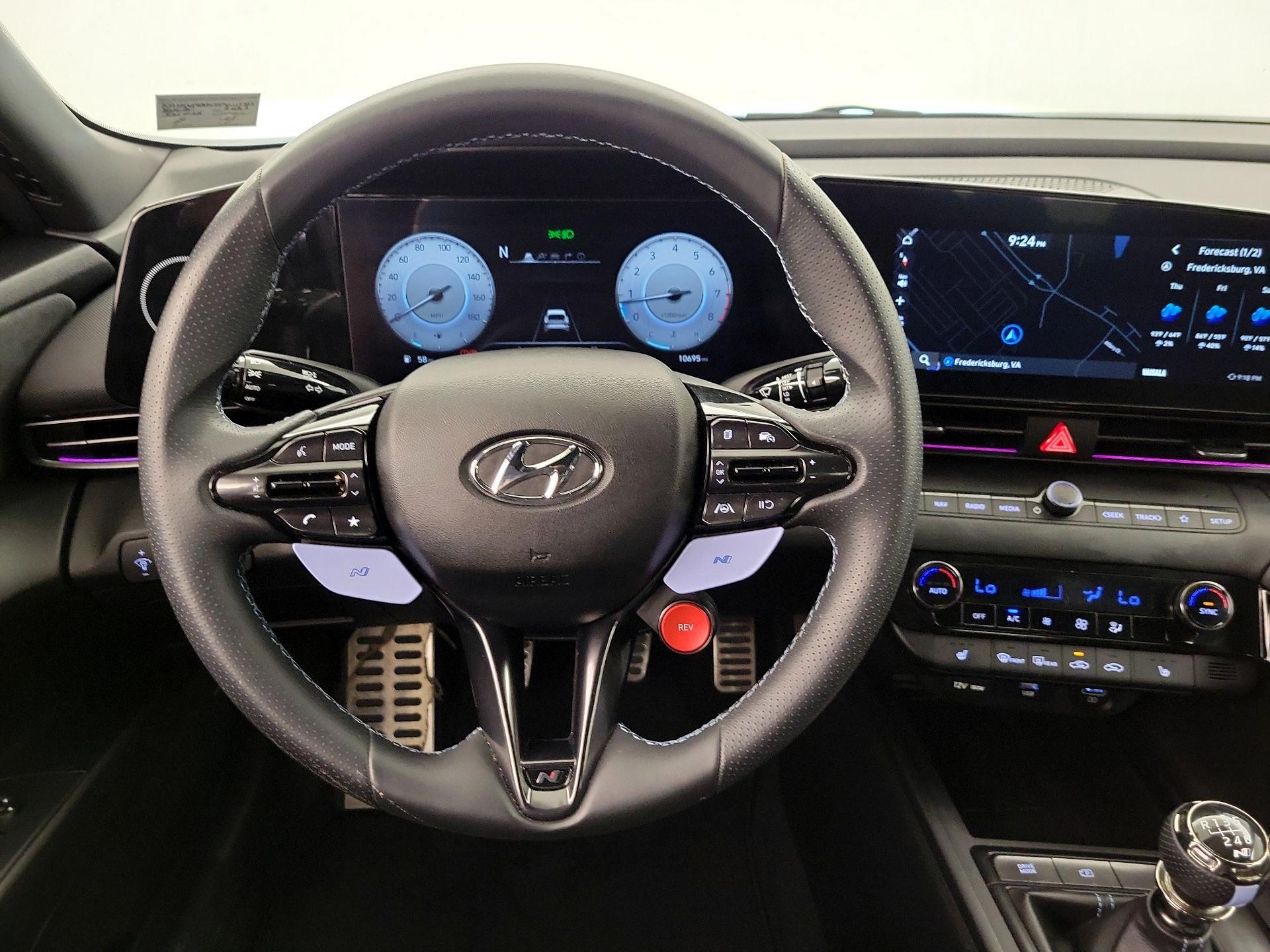 Thumbnail: 2023 Hyundai Elantra - 10