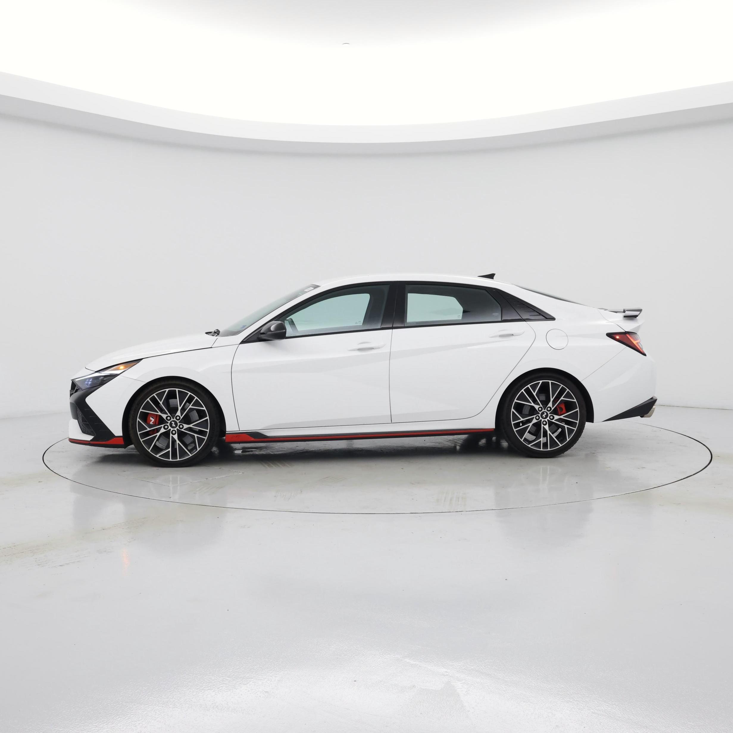 Thumbnail: 2023 Hyundai Elantra - 3
