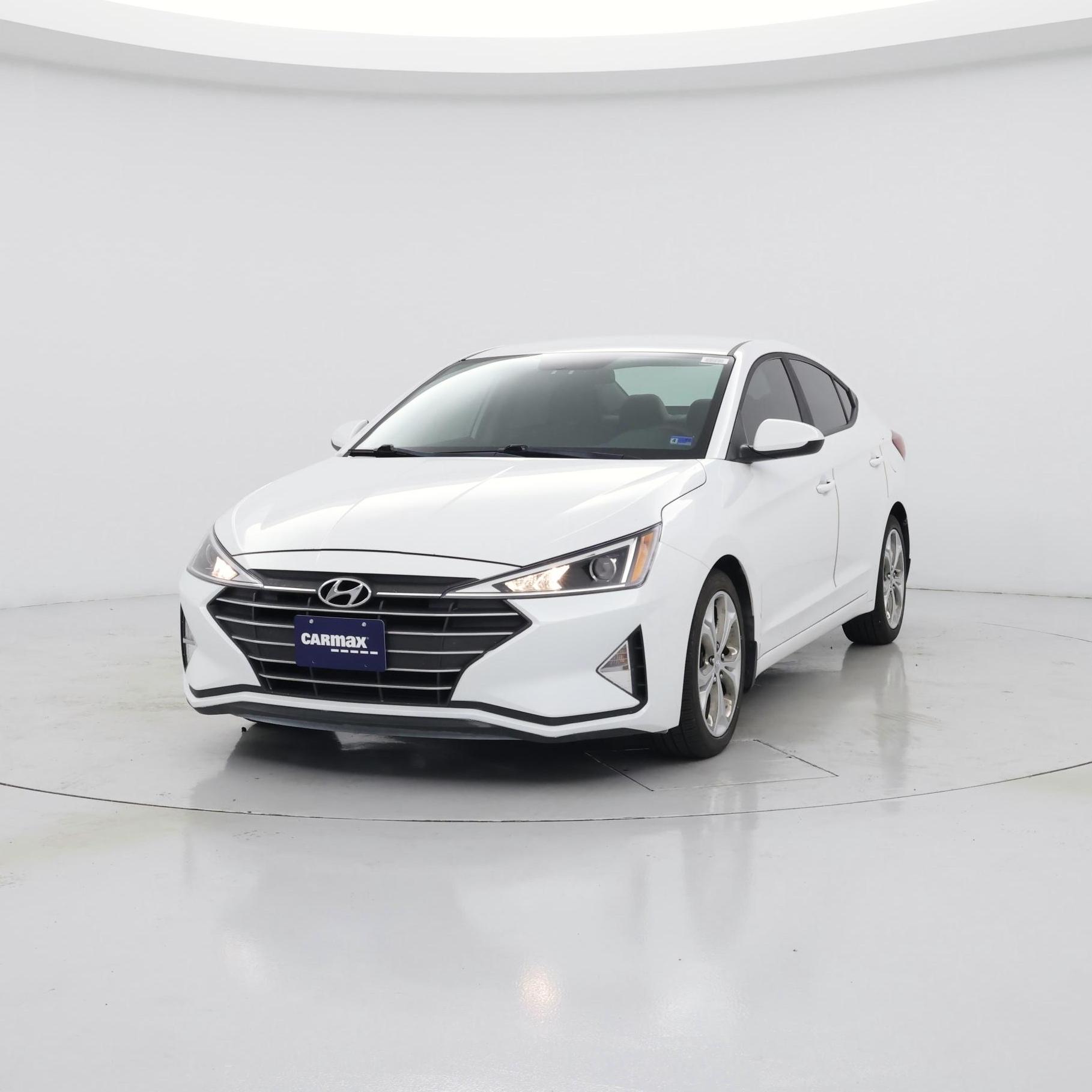 Thumbnail: 2019 Hyundai Elantra - 4