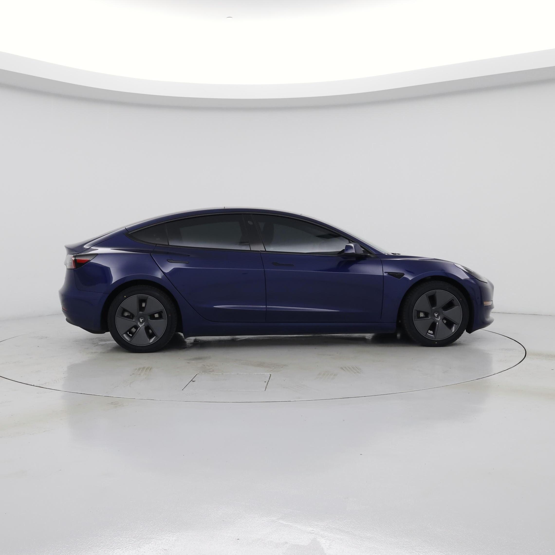 Thumbnail: 2022 Tesla Model 3 - 7