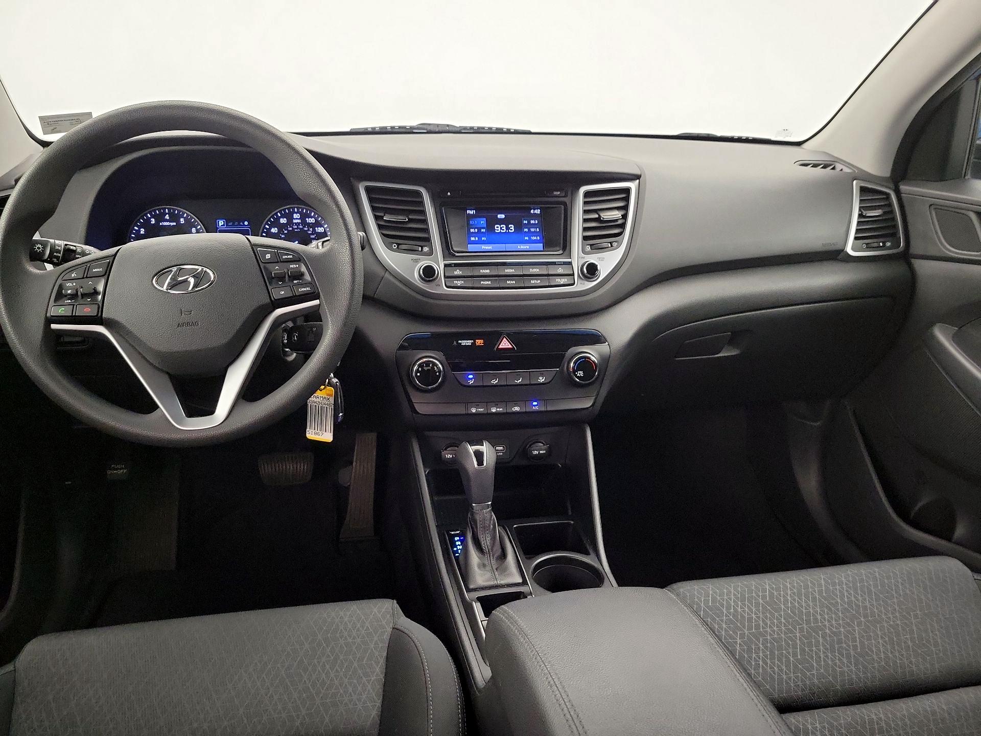Thumbnail: 2017 Hyundai Tucson - 9