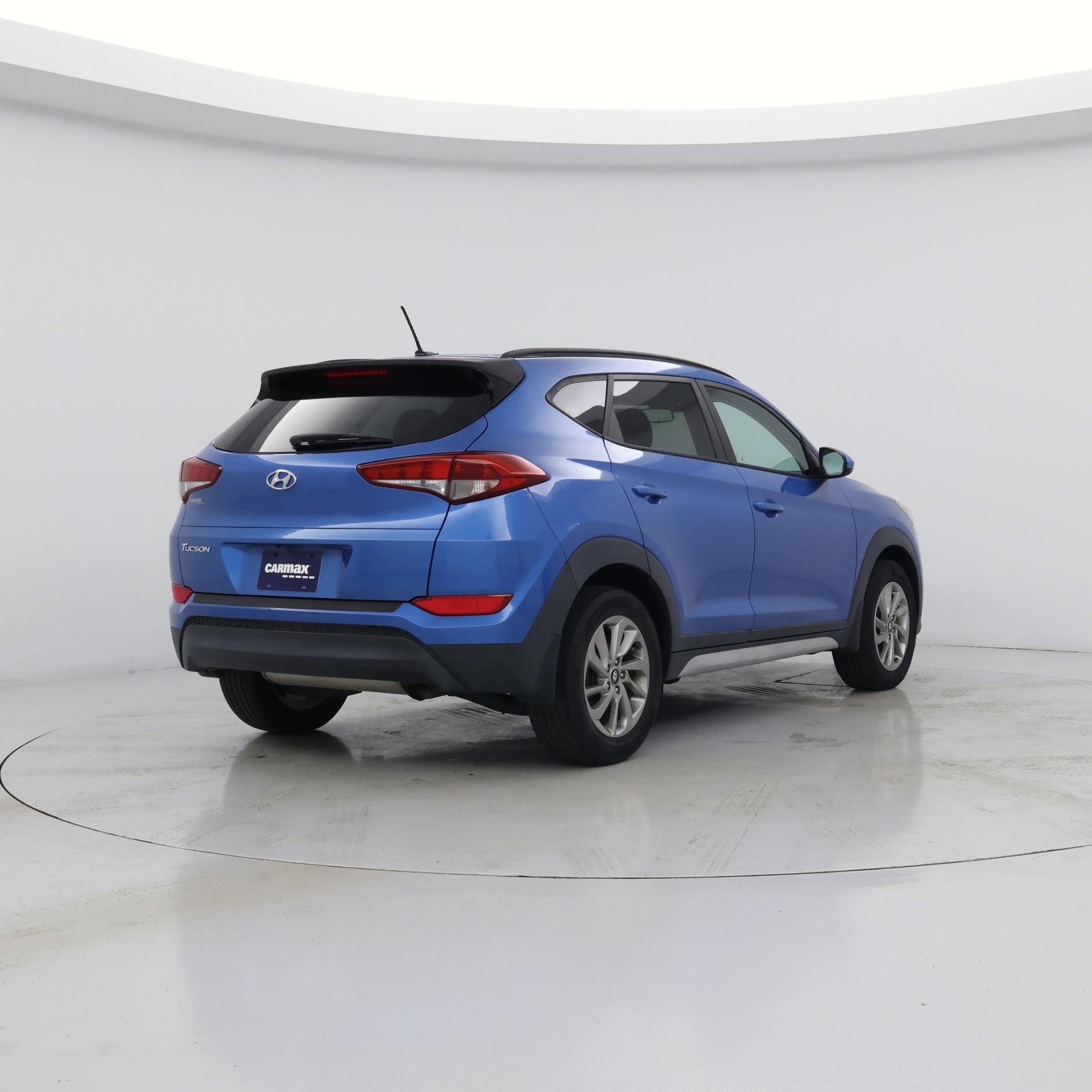 Thumbnail: 2017 Hyundai Tucson - 8