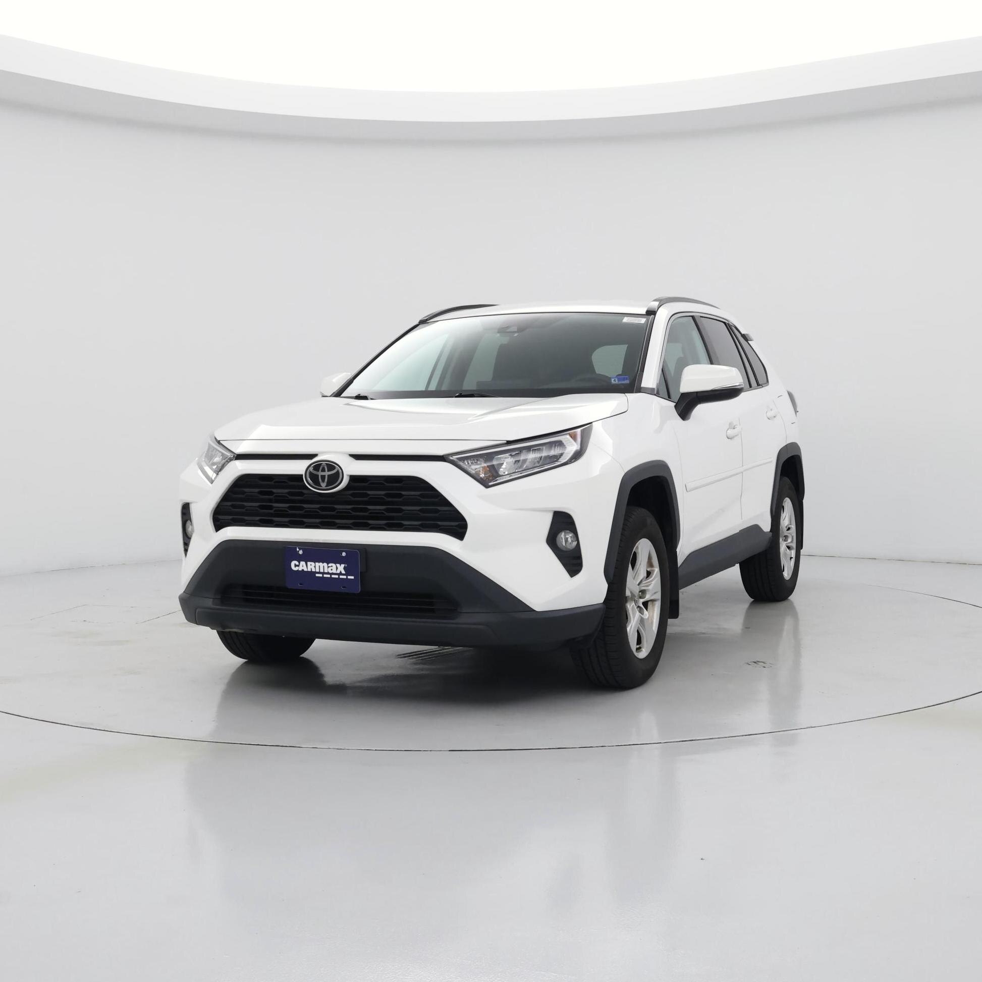 Thumbnail: 2021 Toyota RAV4 - 4