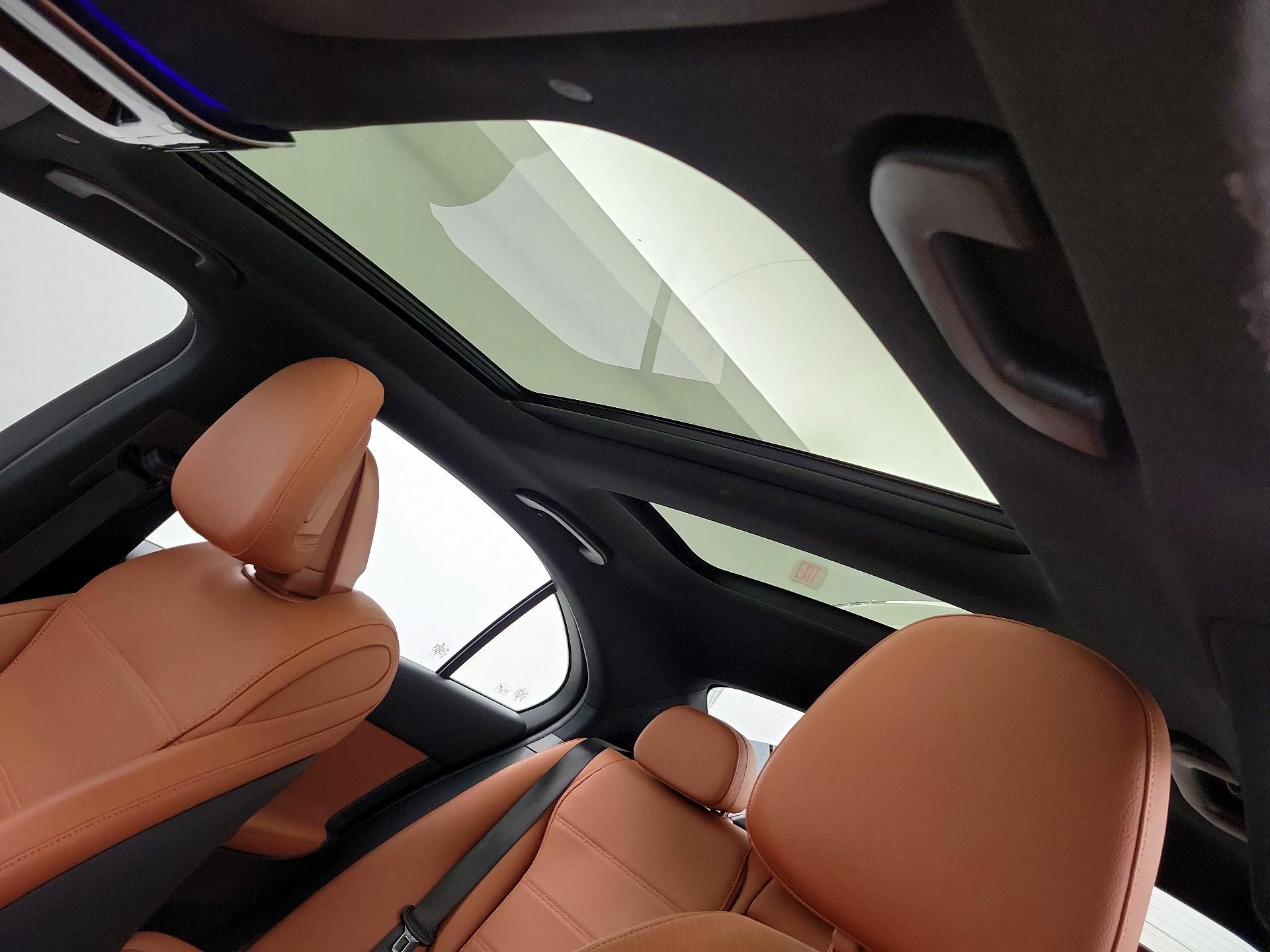 Thumbnail: 2024 Mercedes-Benz C-Class - 19