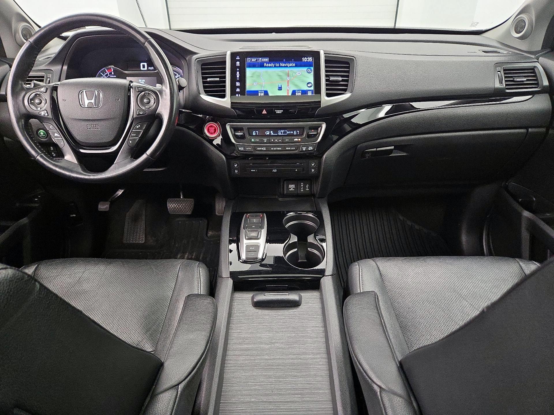Thumbnail: 2018 Honda Pilot - 9