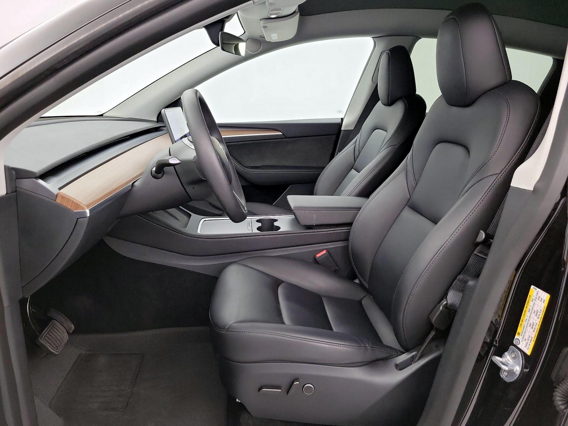 Thumbnail: 2025 Tesla Model Y - 11