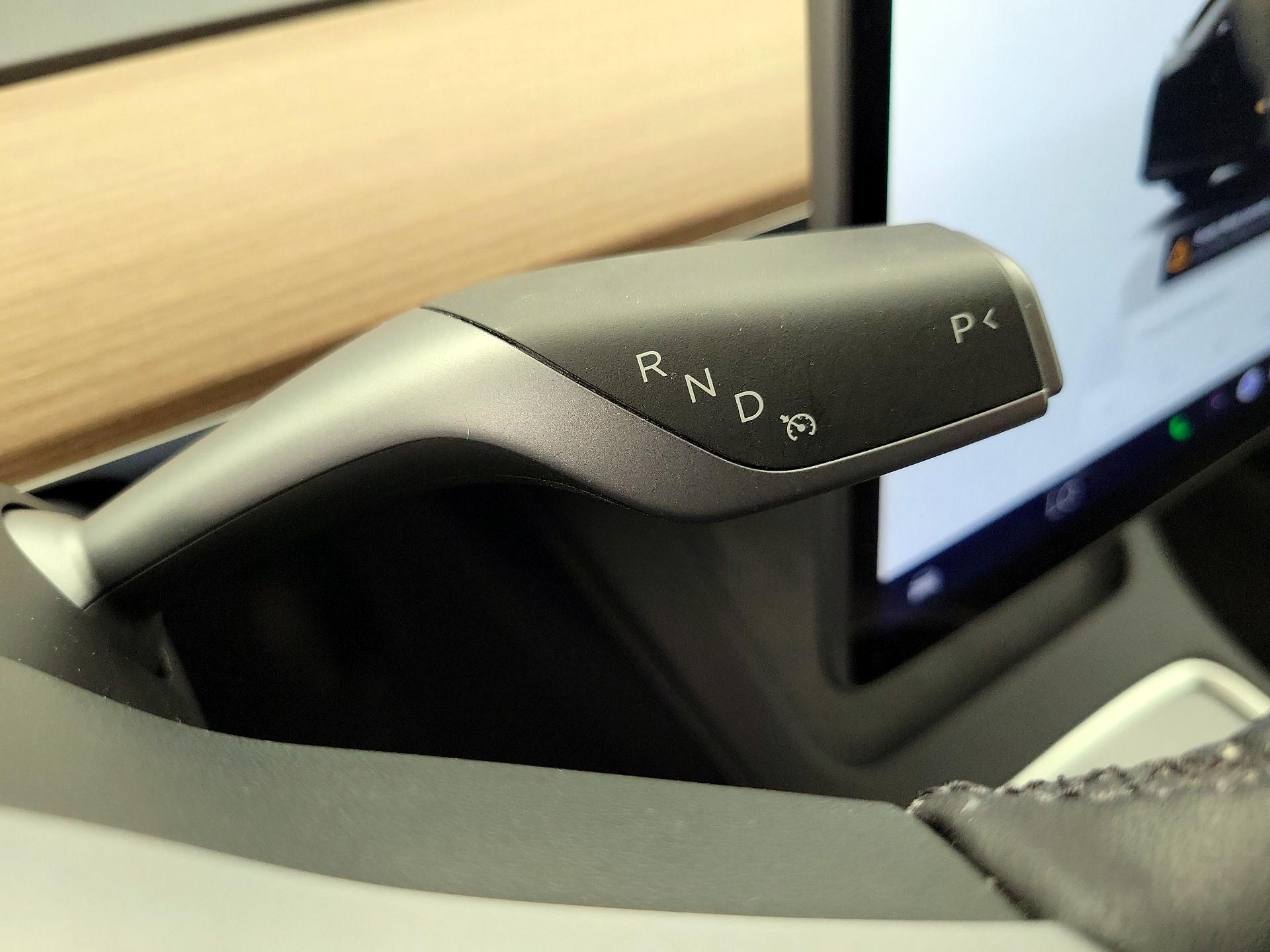 Thumbnail: 2025 Tesla Model Y - 17