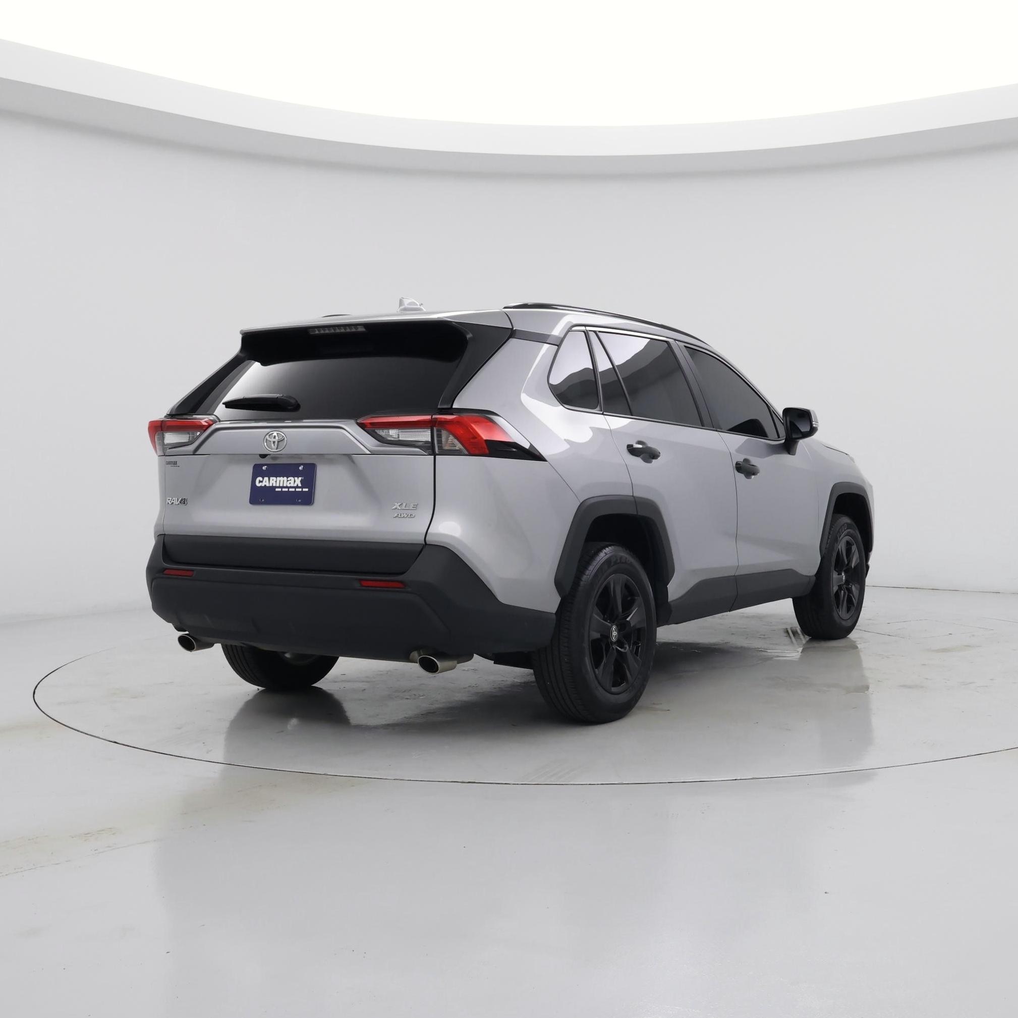 Thumbnail: 2025 Toyota RAV4 - 8