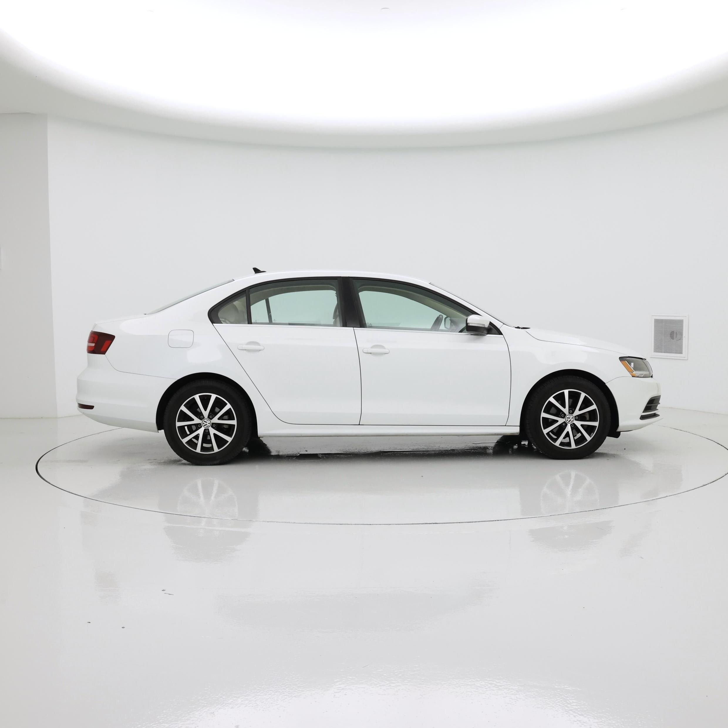 Thumbnail: 2017 Volkswagen Jetta - 7