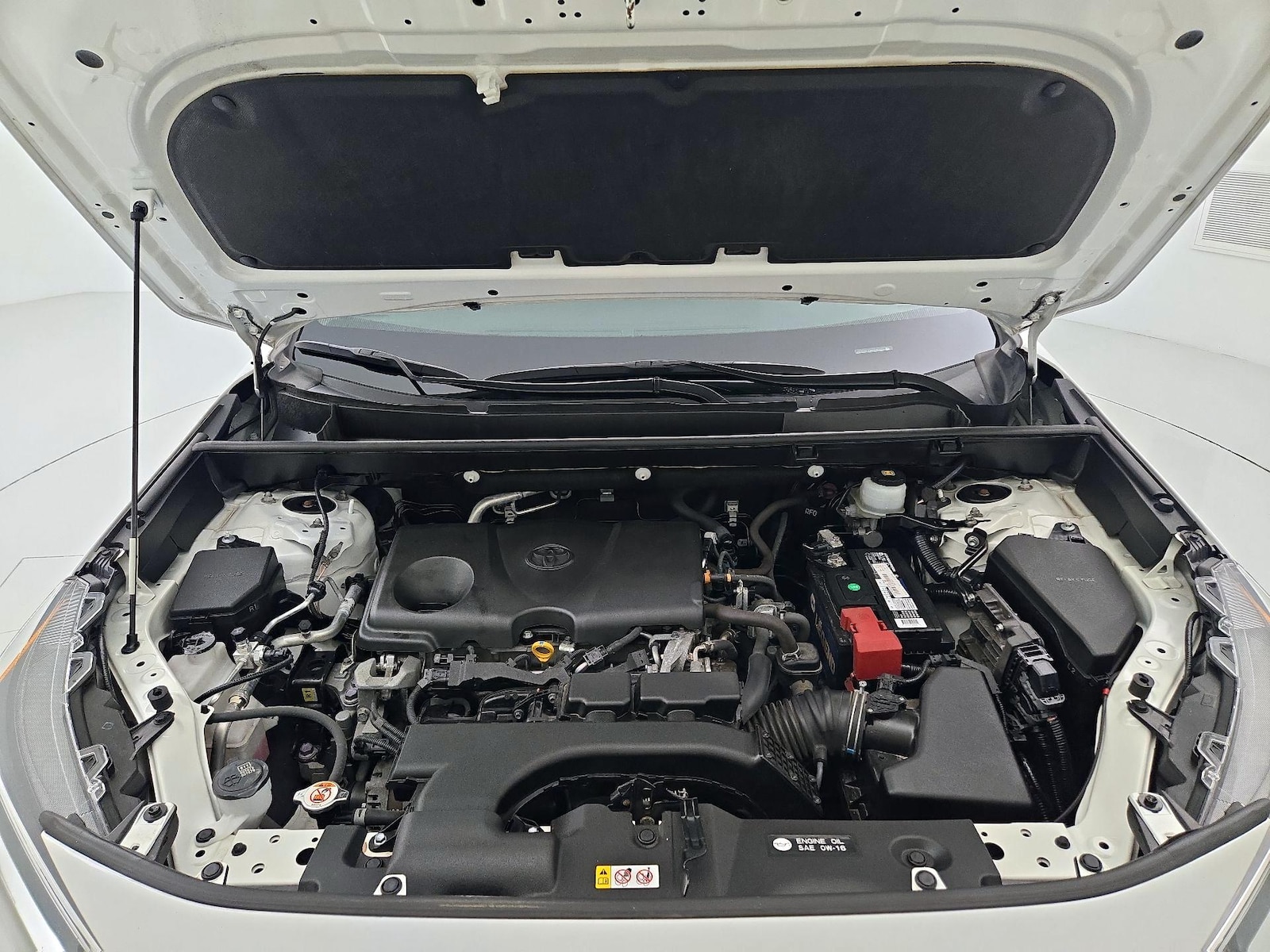2020 Toyota RAV4 XLE - Photo 22