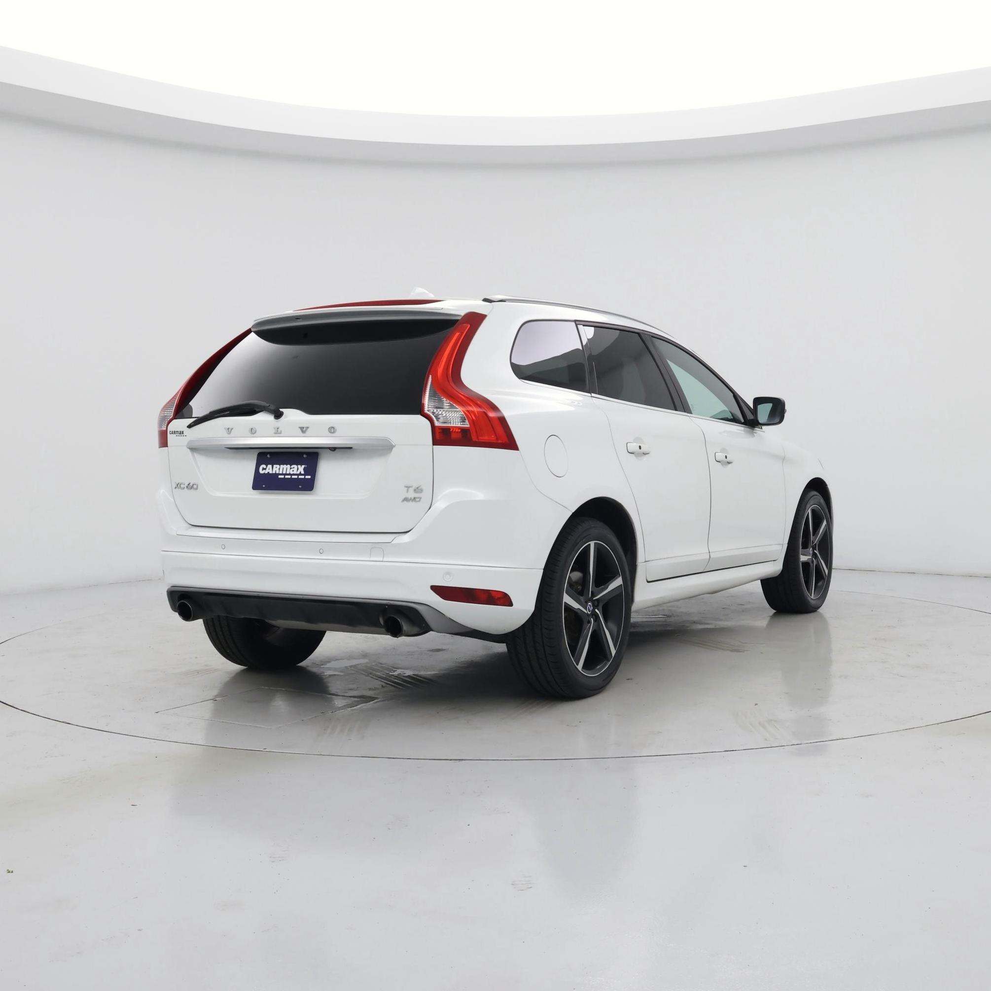 Thumbnail: 2016 Volvo XC60 - 8