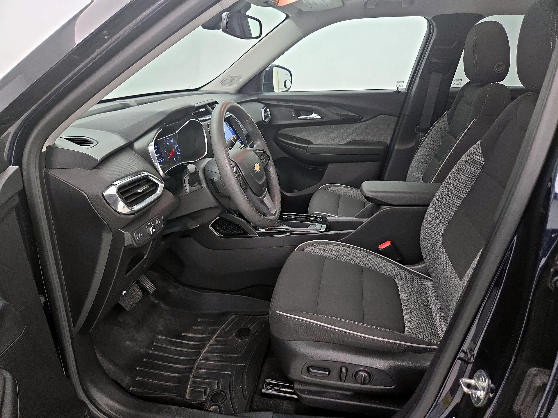 Thumbnail: 2021 Chevrolet TrailBlazer - 11