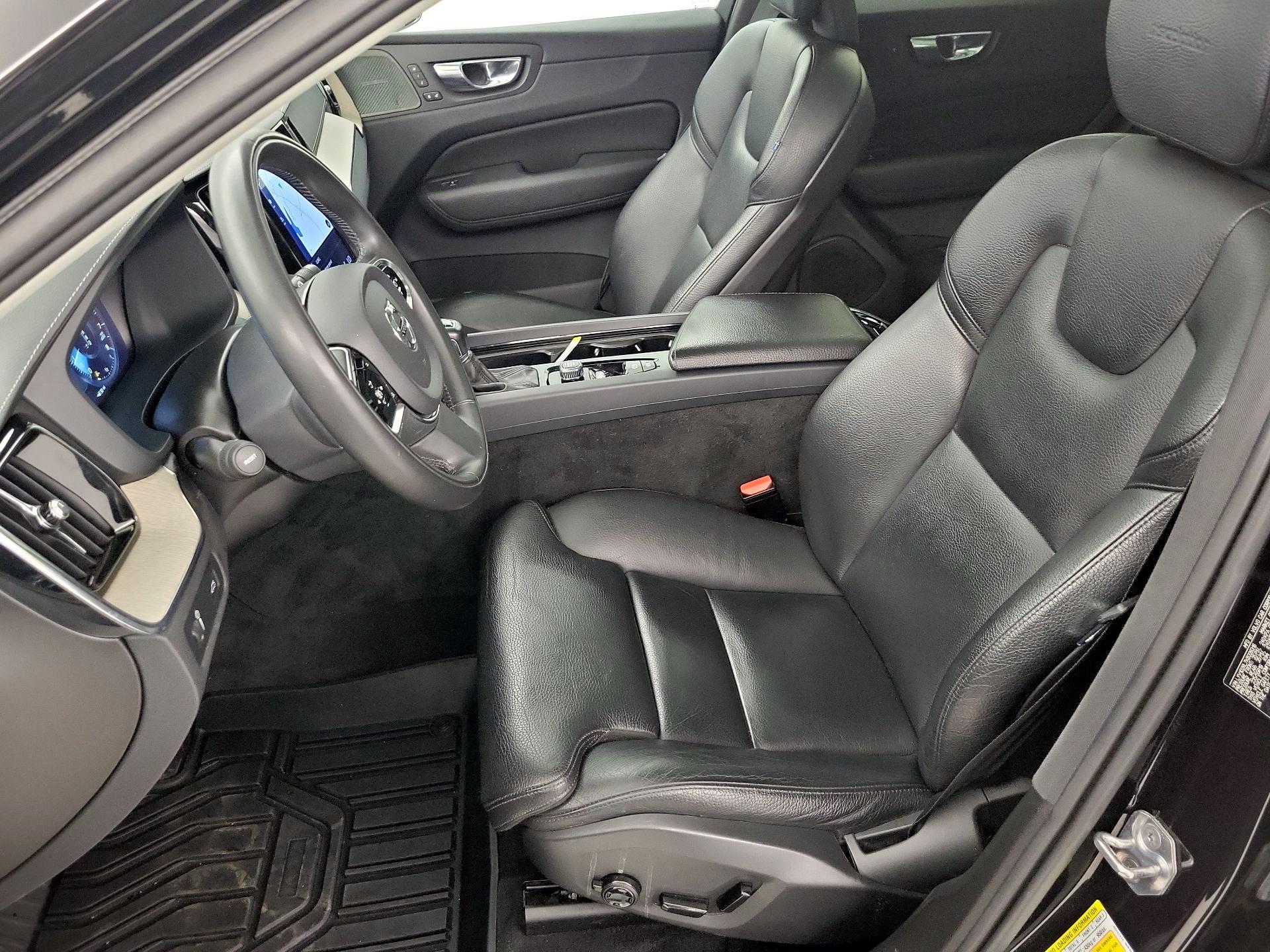 Thumbnail: 2019 Volvo XC60 - 11