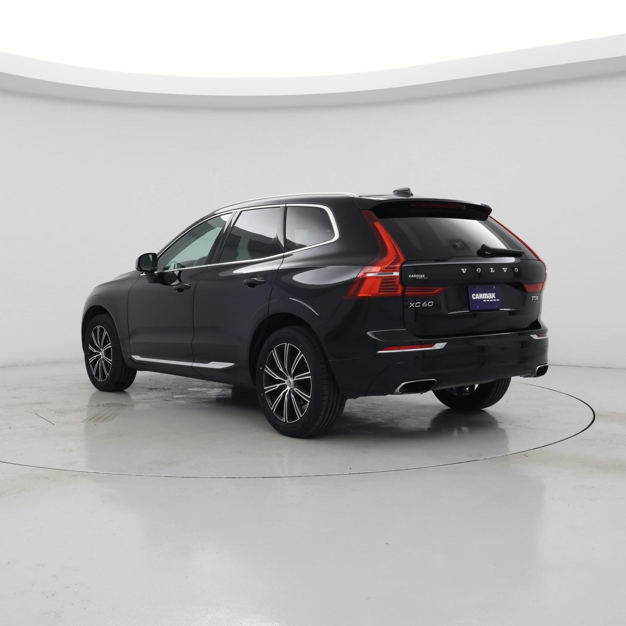 Thumbnail: 2019 Volvo XC60 - 2