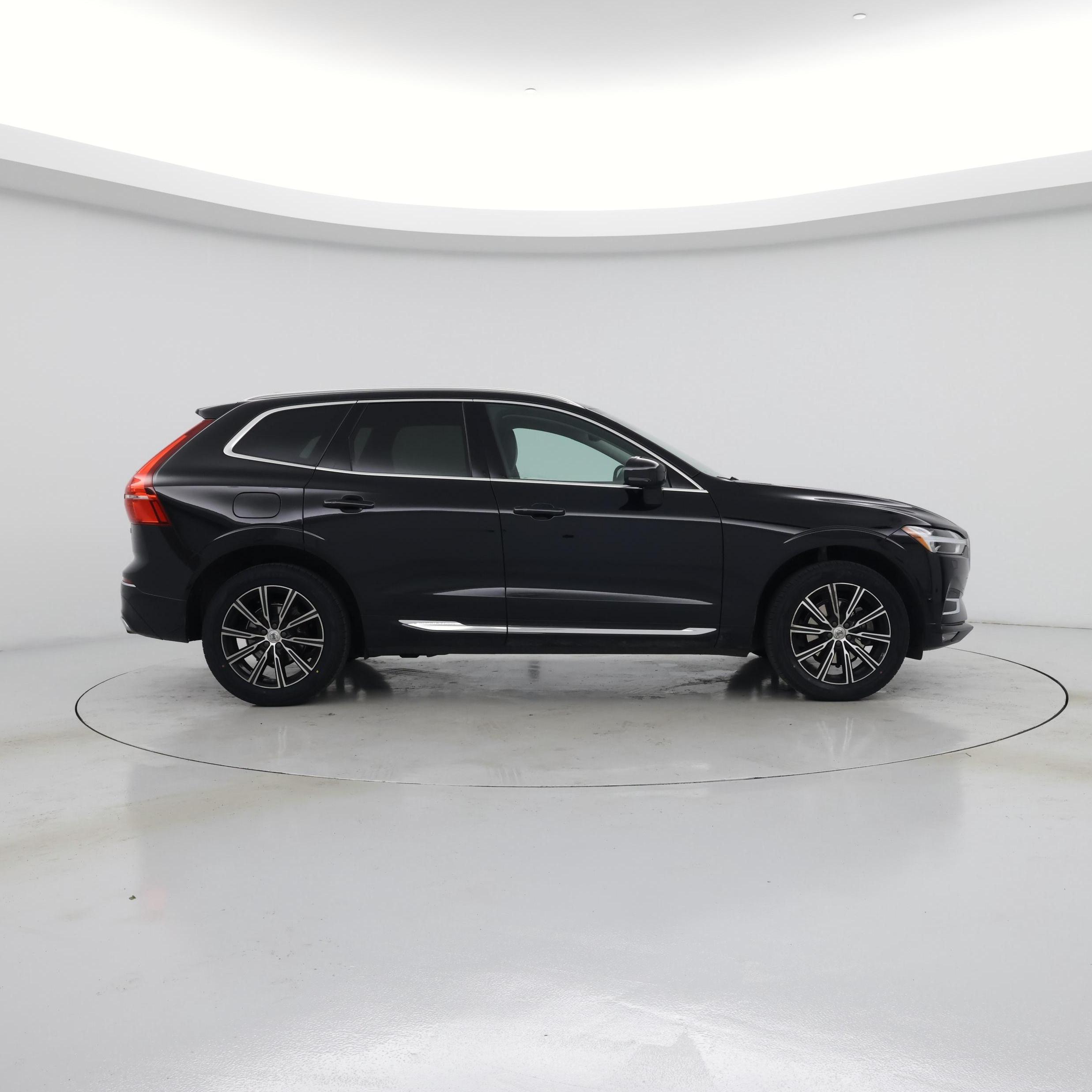 Thumbnail: 2019 Volvo XC60 - 7