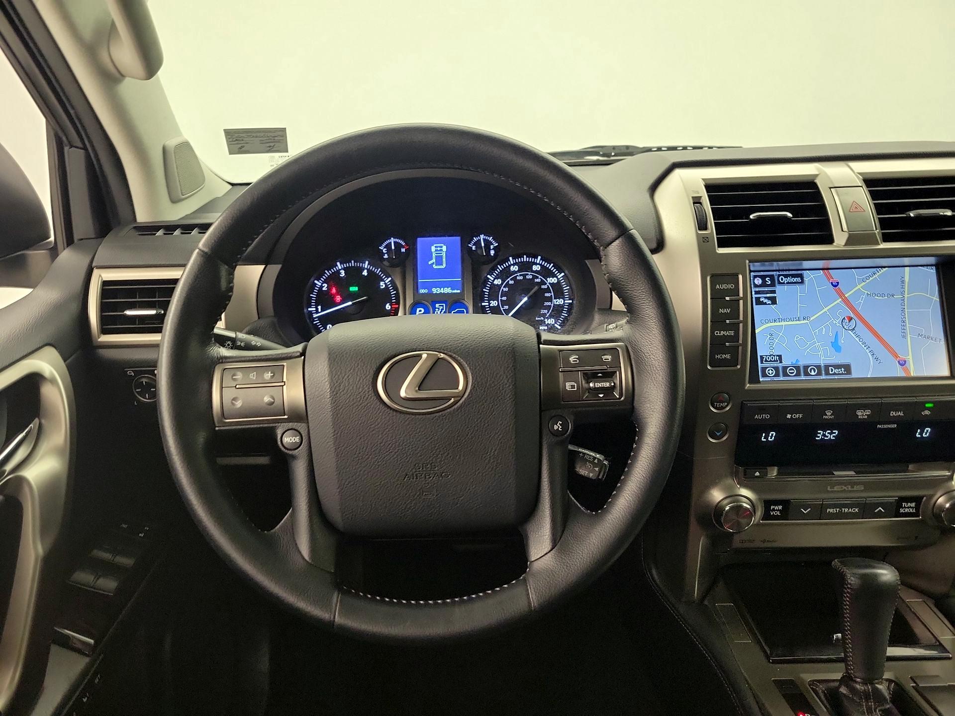 Thumbnail: 2016 Lexus GX - 10
