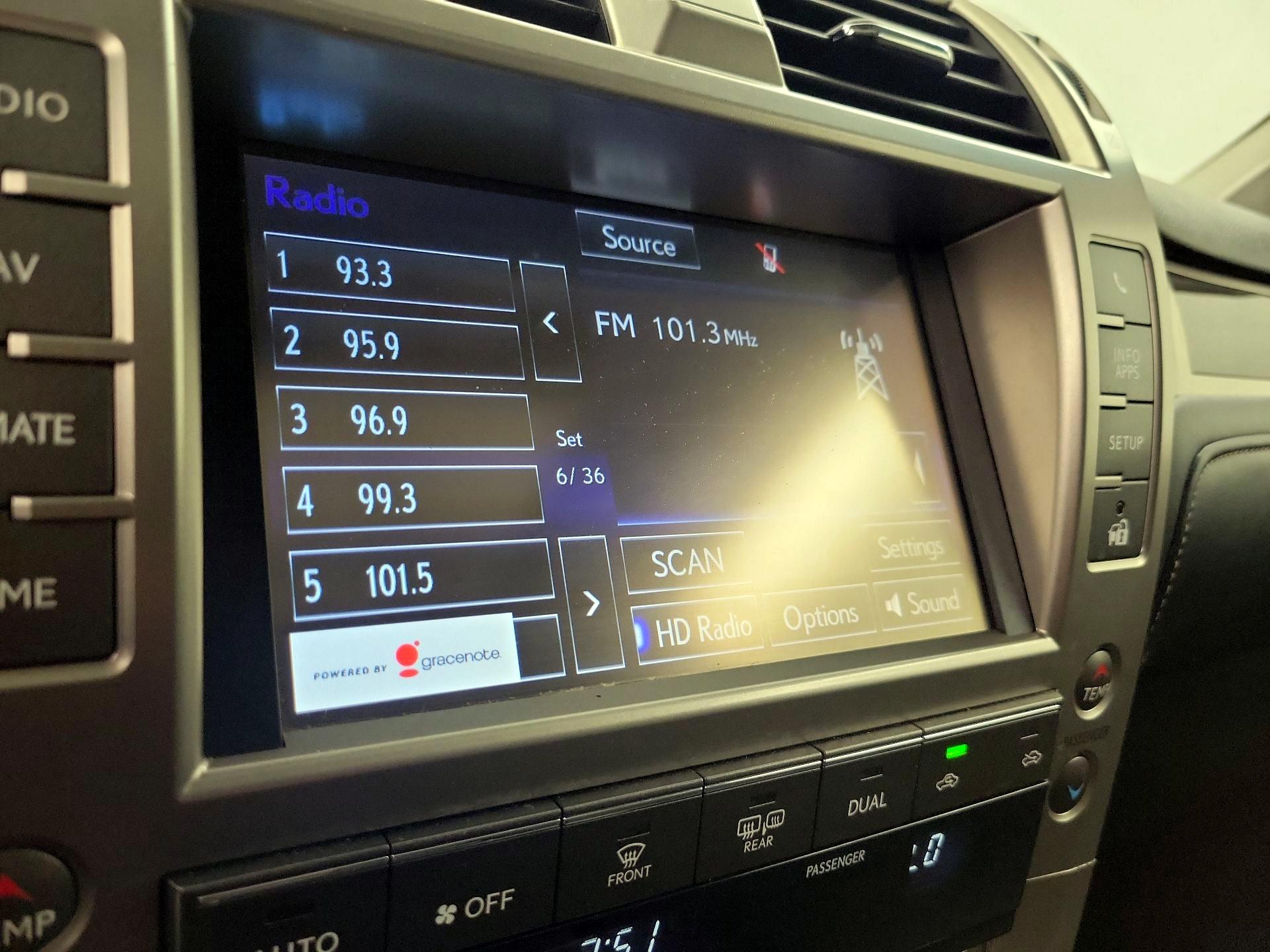 Thumbnail: 2016 Lexus GX - 16