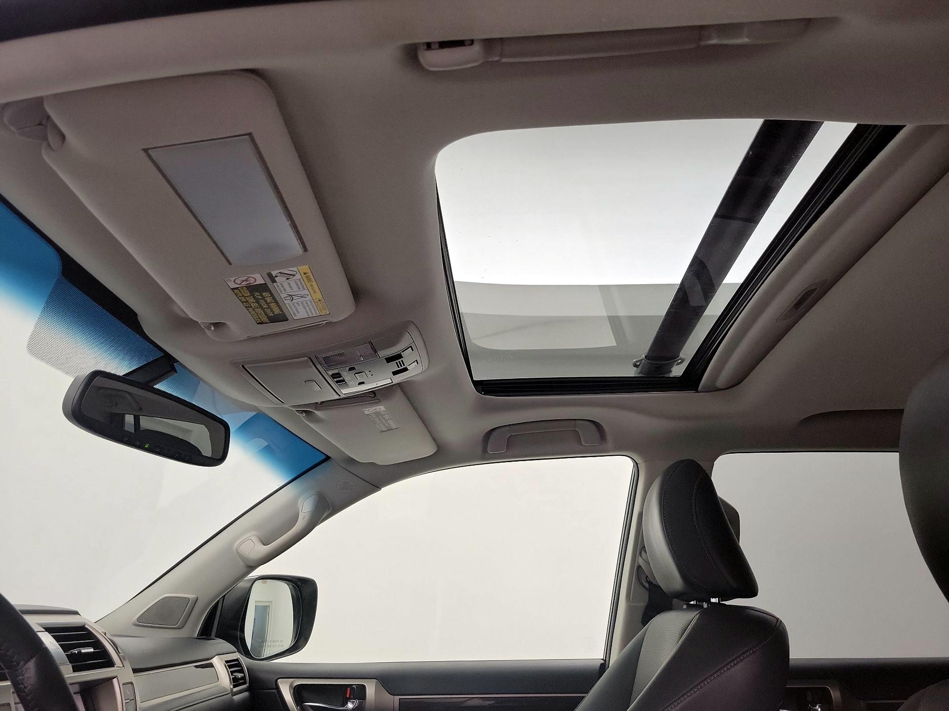Thumbnail: 2016 Lexus GX - 20