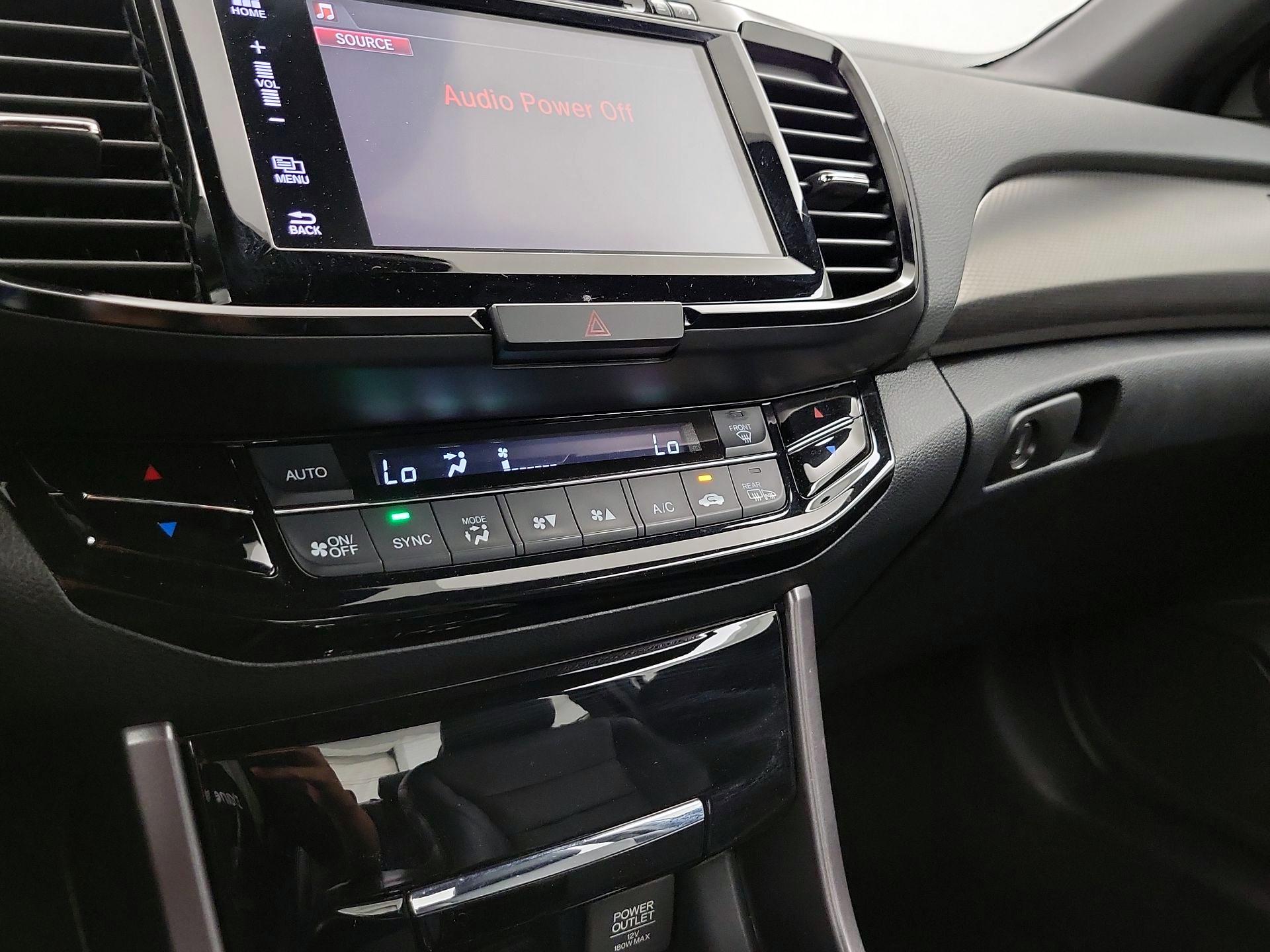 Thumbnail: 2016 Honda Accord - 16