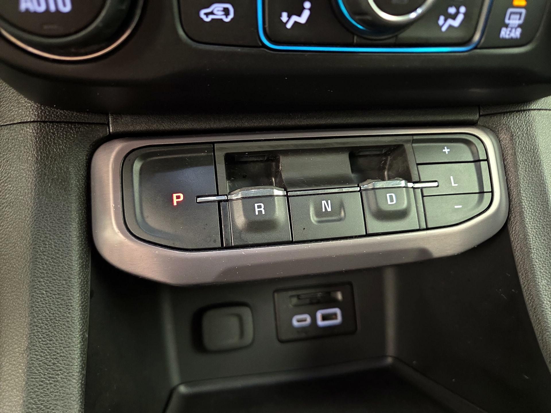 Thumbnail: 2020 GMC Acadia - 17