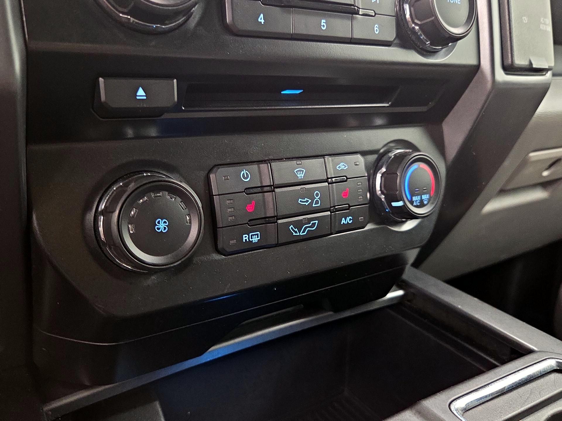 Thumbnail: 2016 Ford F-150 - 16