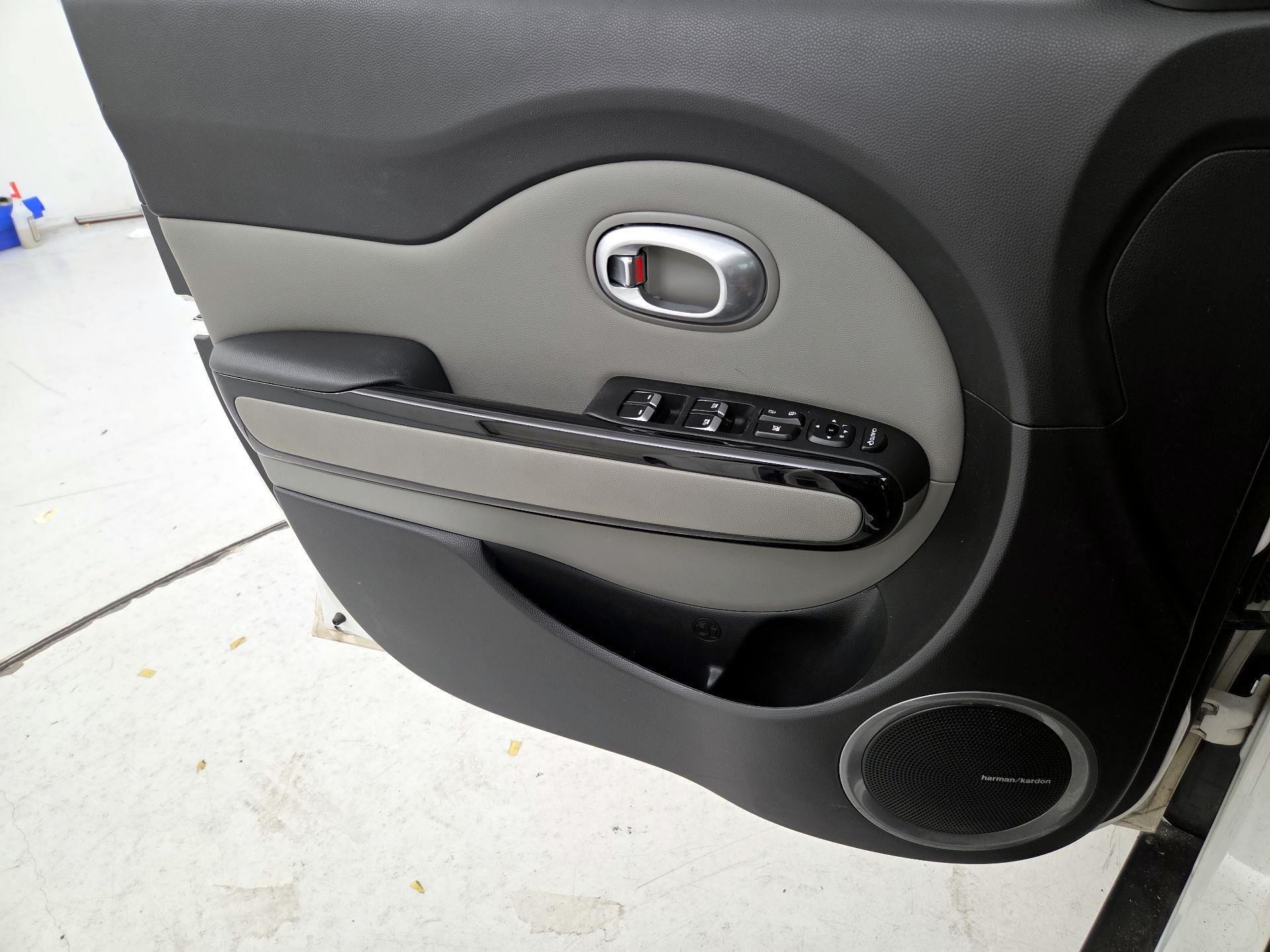 Thumbnail: 2018 Kia Soul - 12
