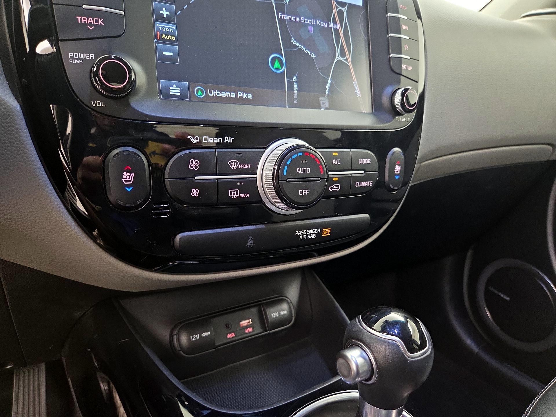 Thumbnail: 2018 Kia Soul - 17