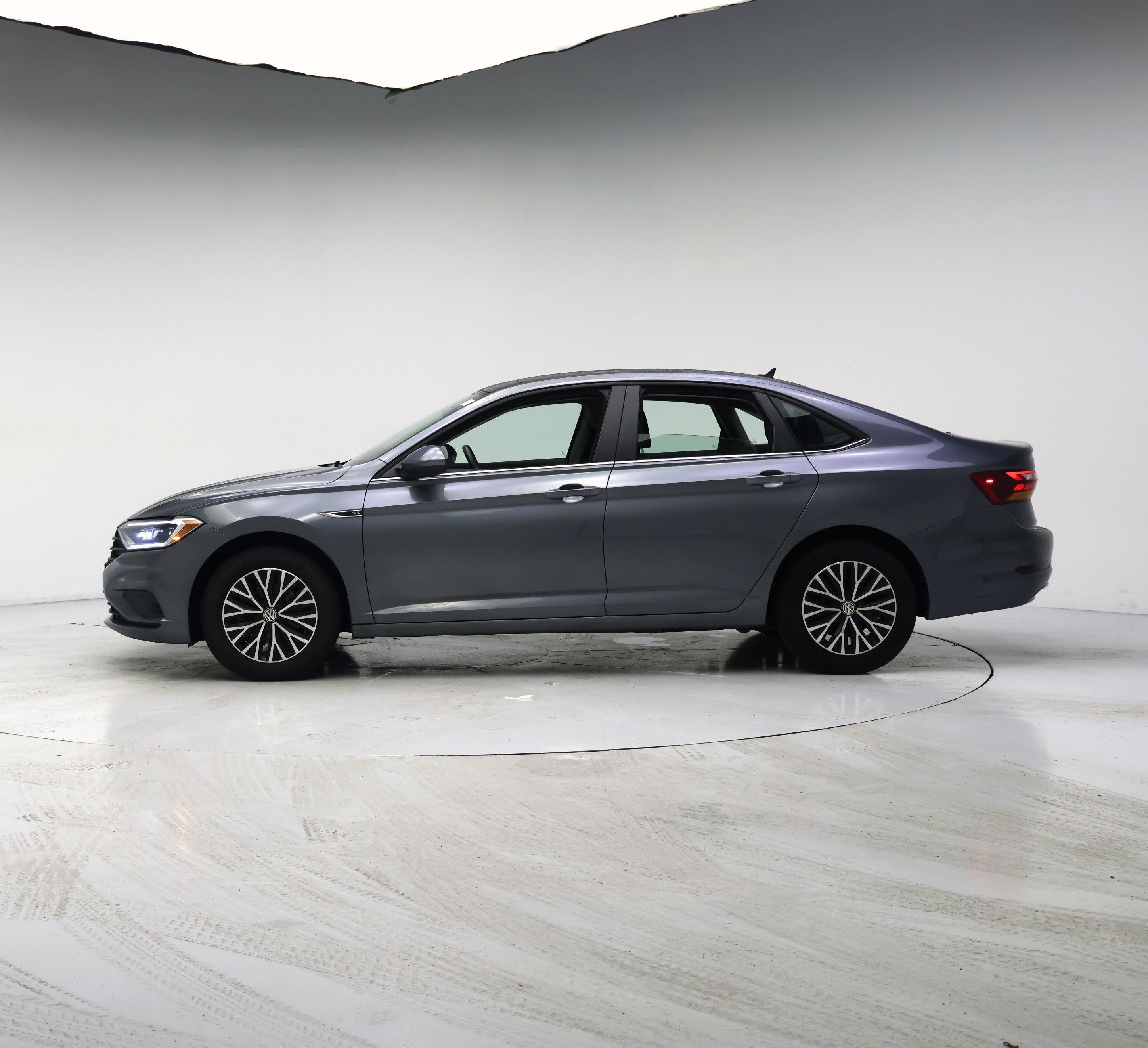 Thumbnail: 2019 Volkswagen Jetta - 3