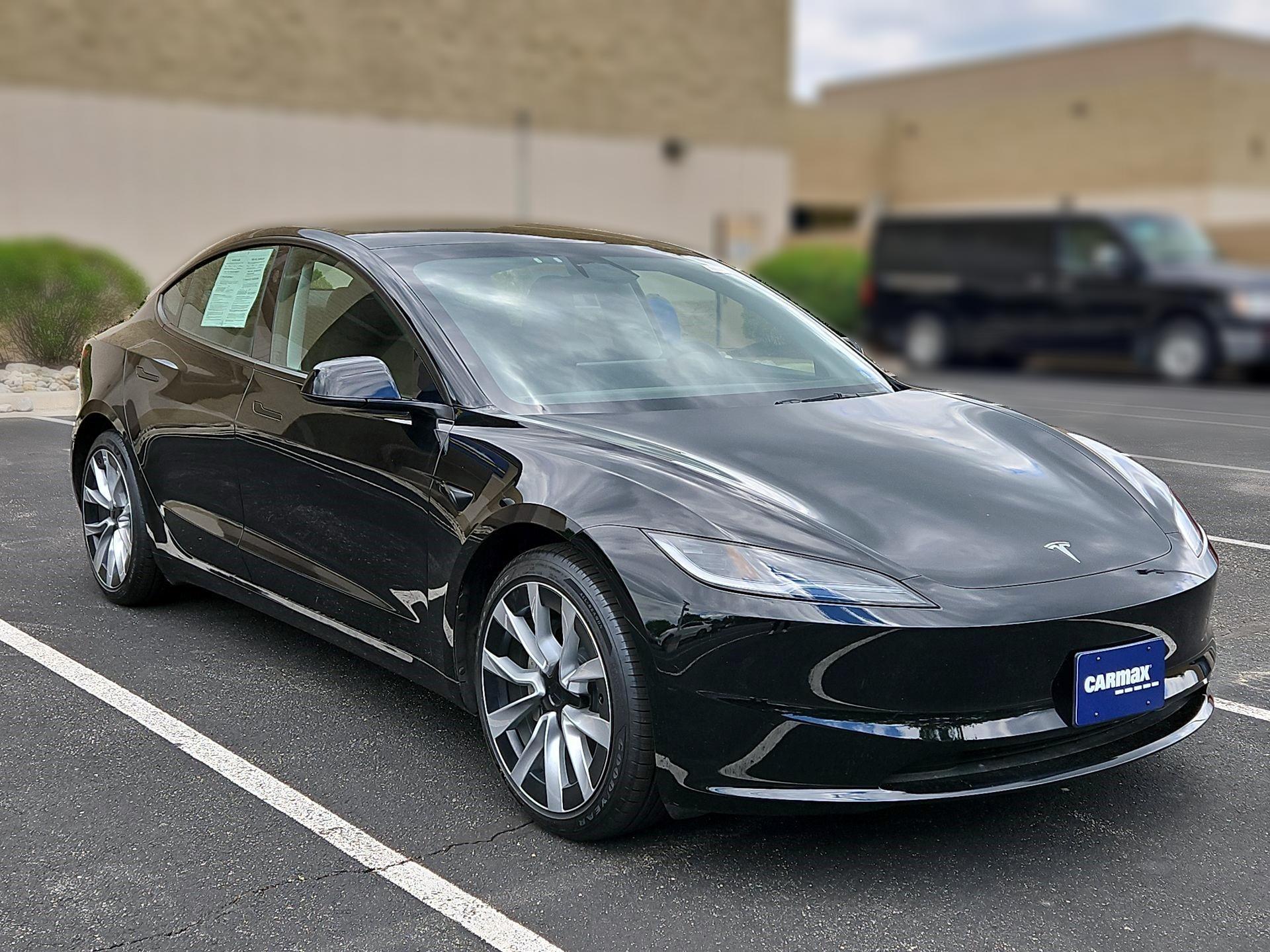 Thumbnail: 2025 Tesla Model 3 - 1