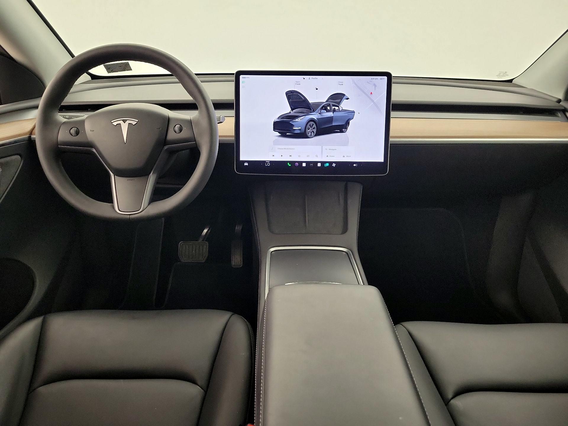 Thumbnail: 2025 Tesla Model Y - 9